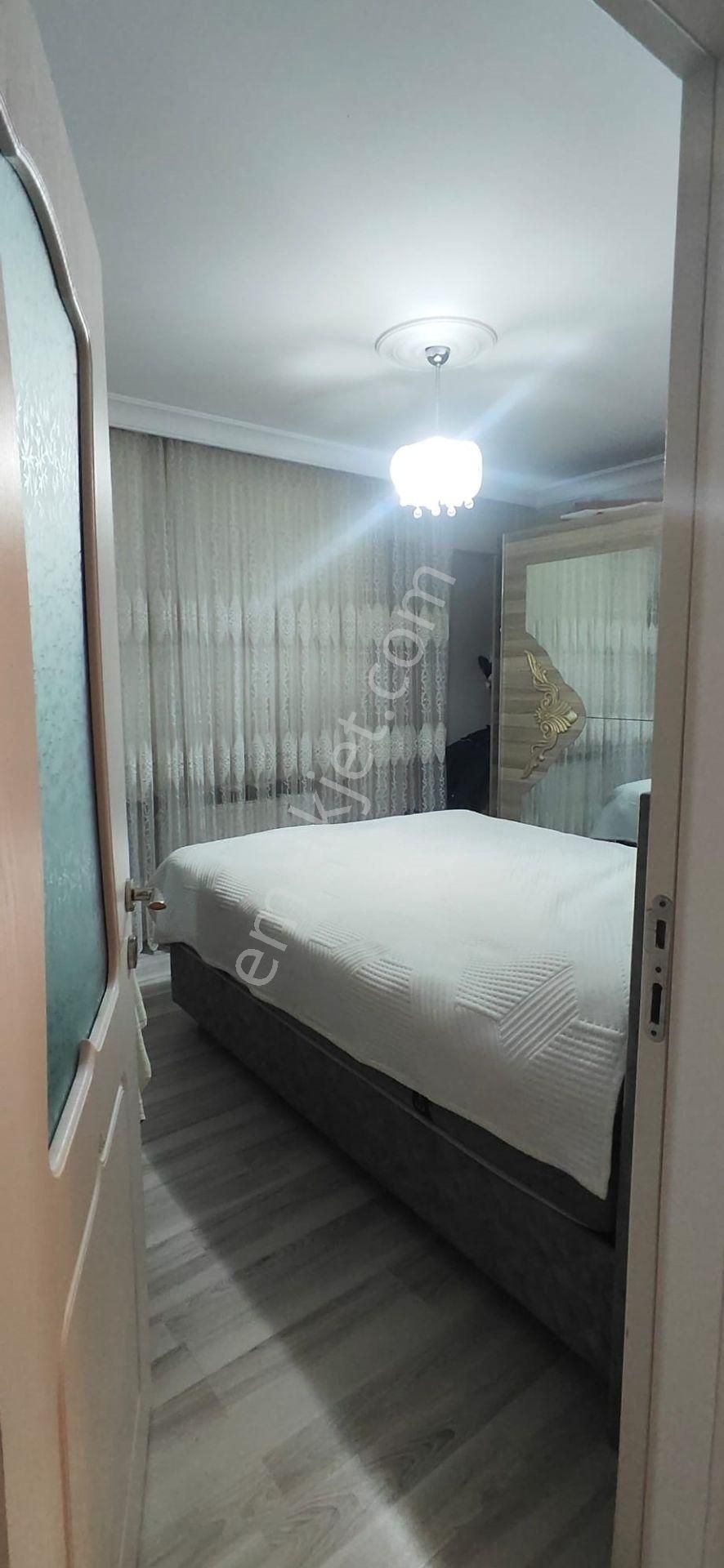 152 Evlerde Caddeye Bakan, Güneş Alan, Geniş 3+1 Satılık Daire - Görsel 10