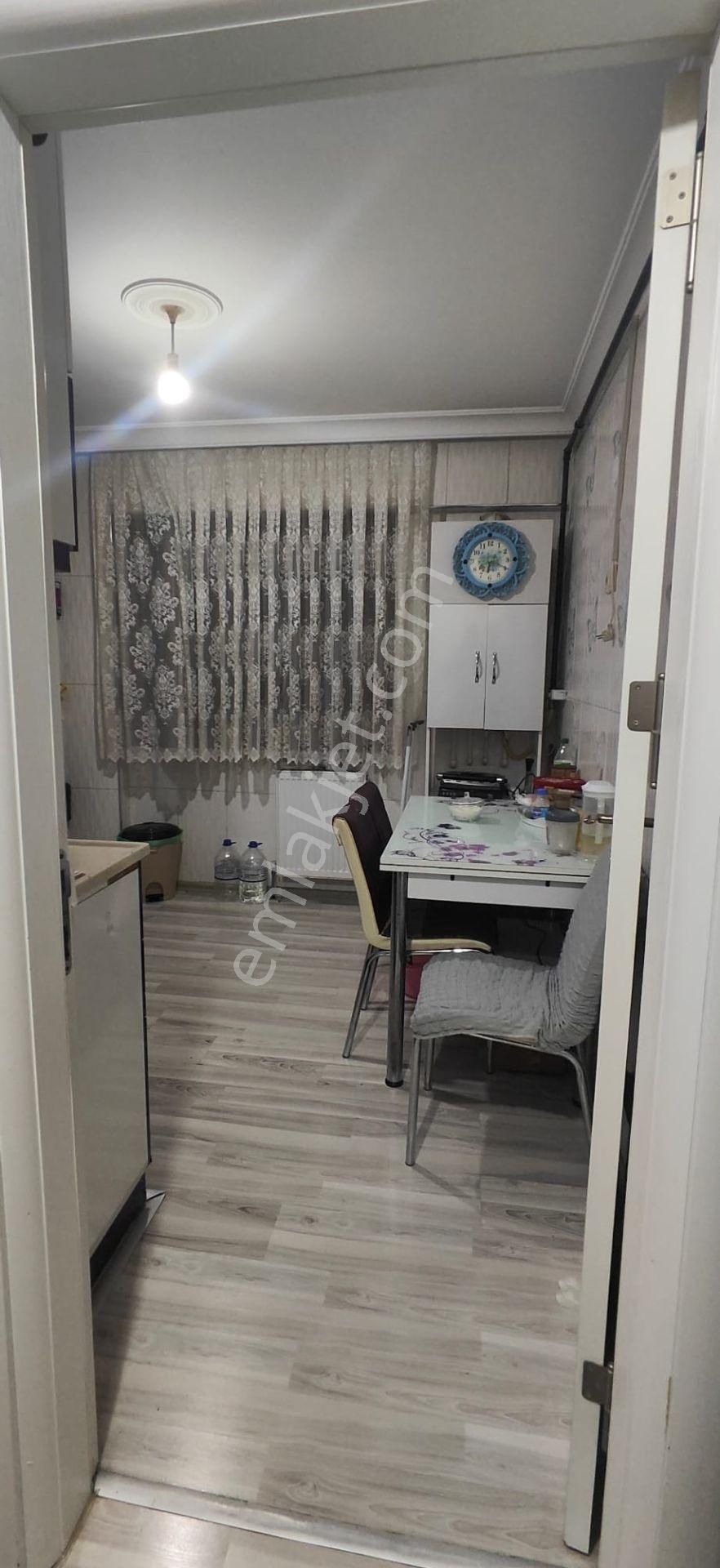 152 Evlerde Caddeye Bakan, Güneş Alan, Geniş 3+1 Satılık Daire - Görsel 5