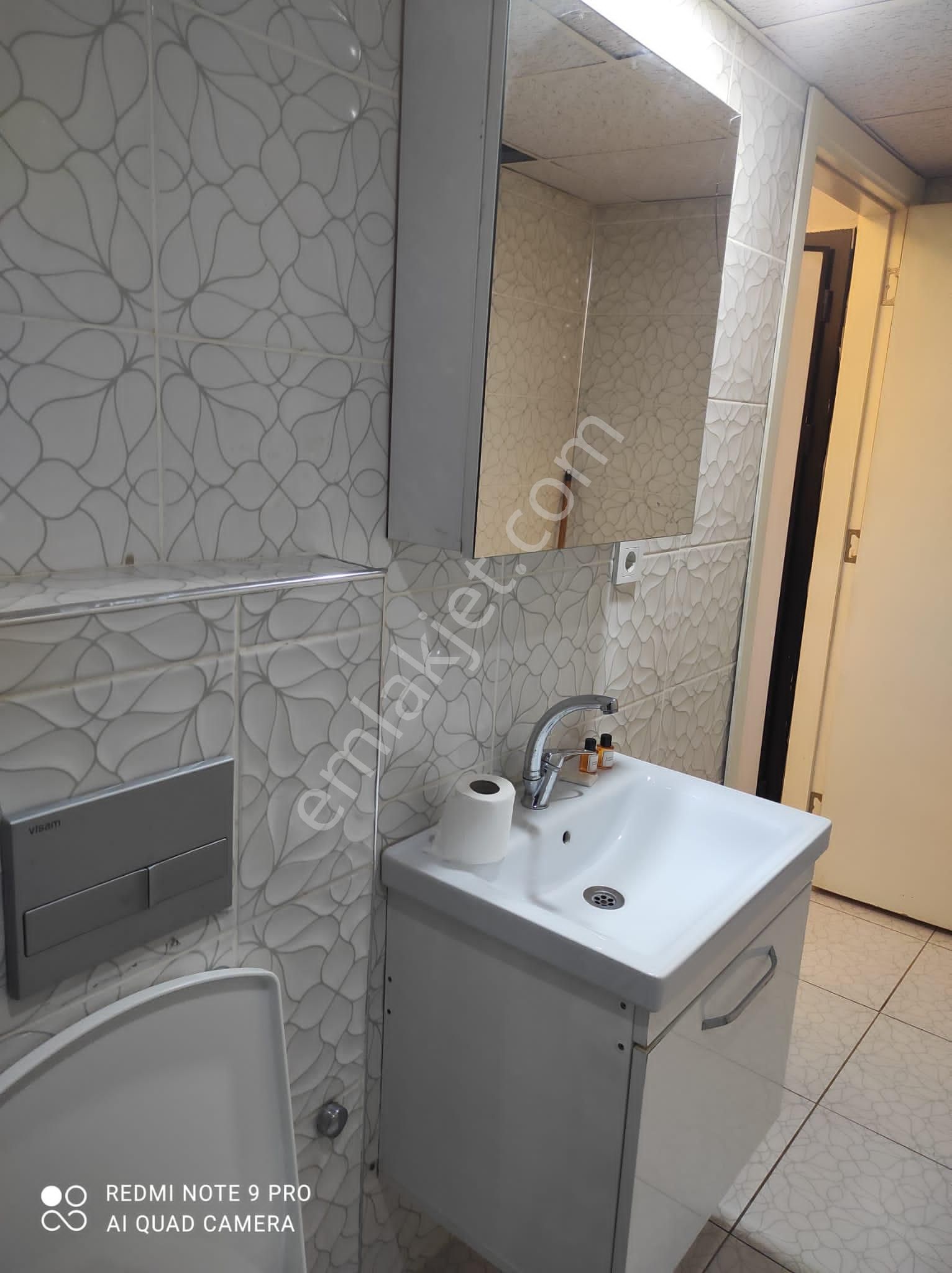 Merkezi Konumda, Otoparklı Günlük Kiralık Evler – Buca - Görsel 3