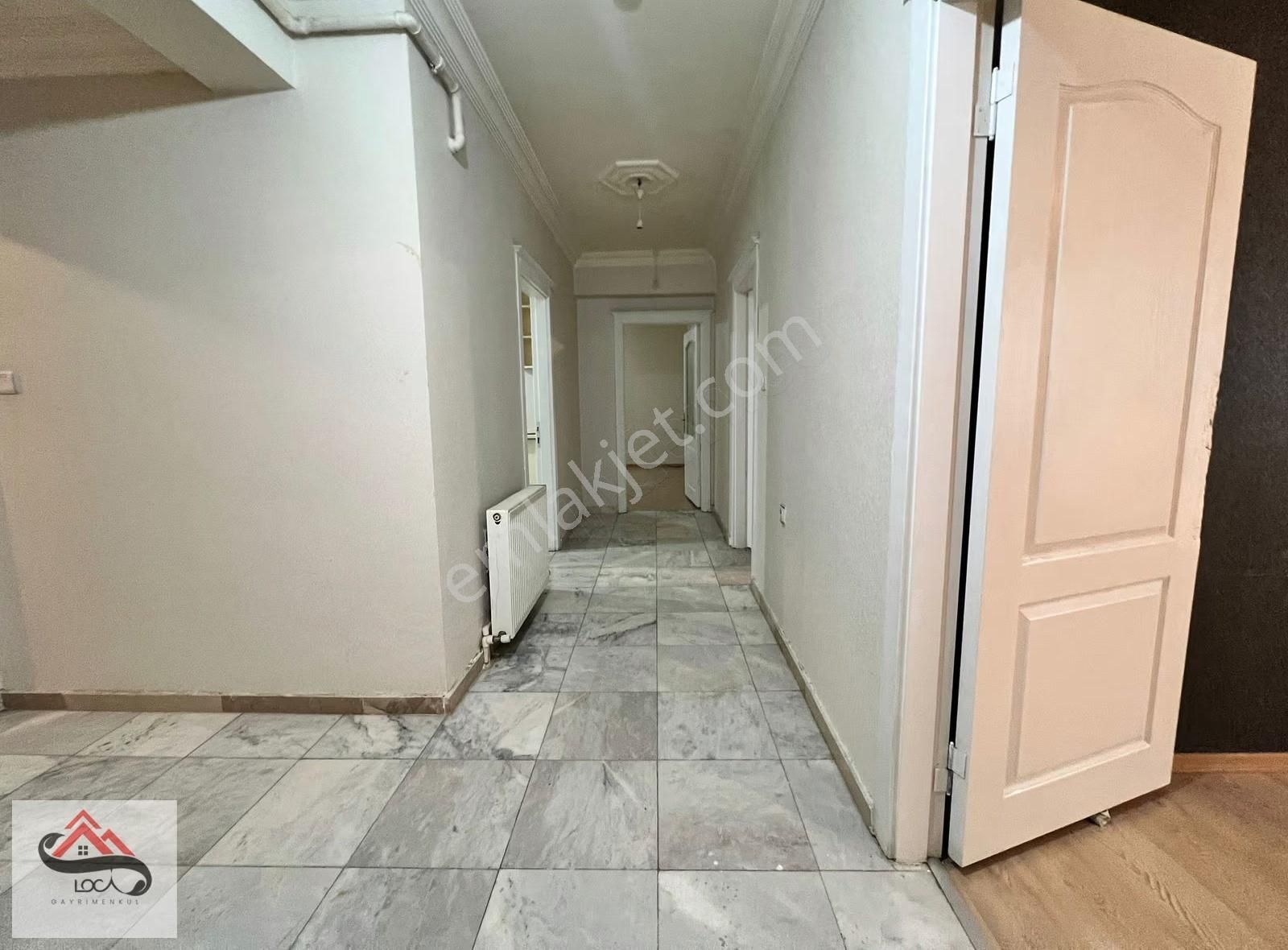 Atapark'da Merkezi Konumda Asansörlü 2+1 Kiralık Daire - Görsel 8