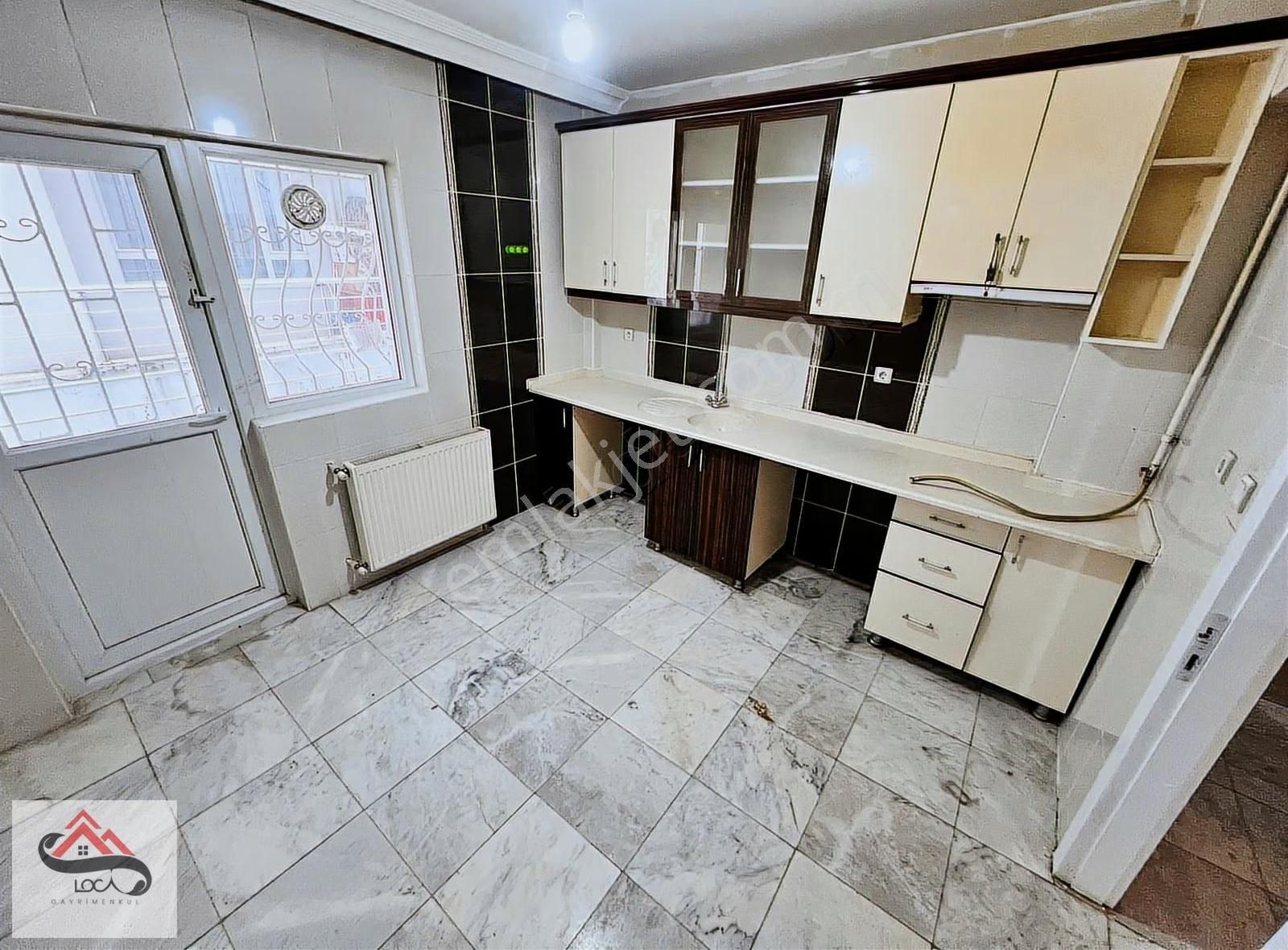 Atapark'da Merkezi Konumda Asansörlü 2+1 Kiralık Daire - Görsel 12