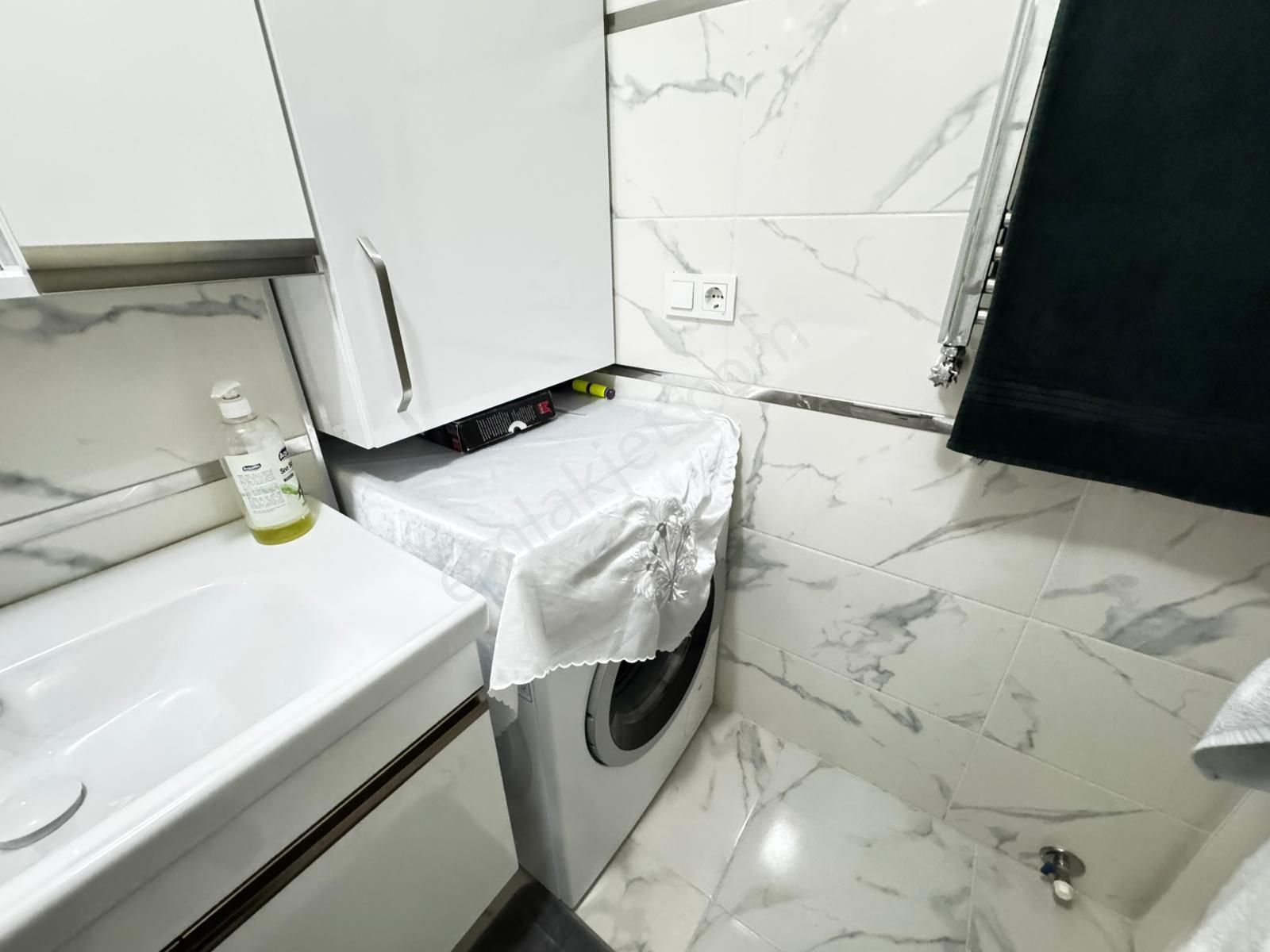 Esatpaşa Ataşehir 2+1 90 M² Asansörlü Balkonlu - Görsel 8