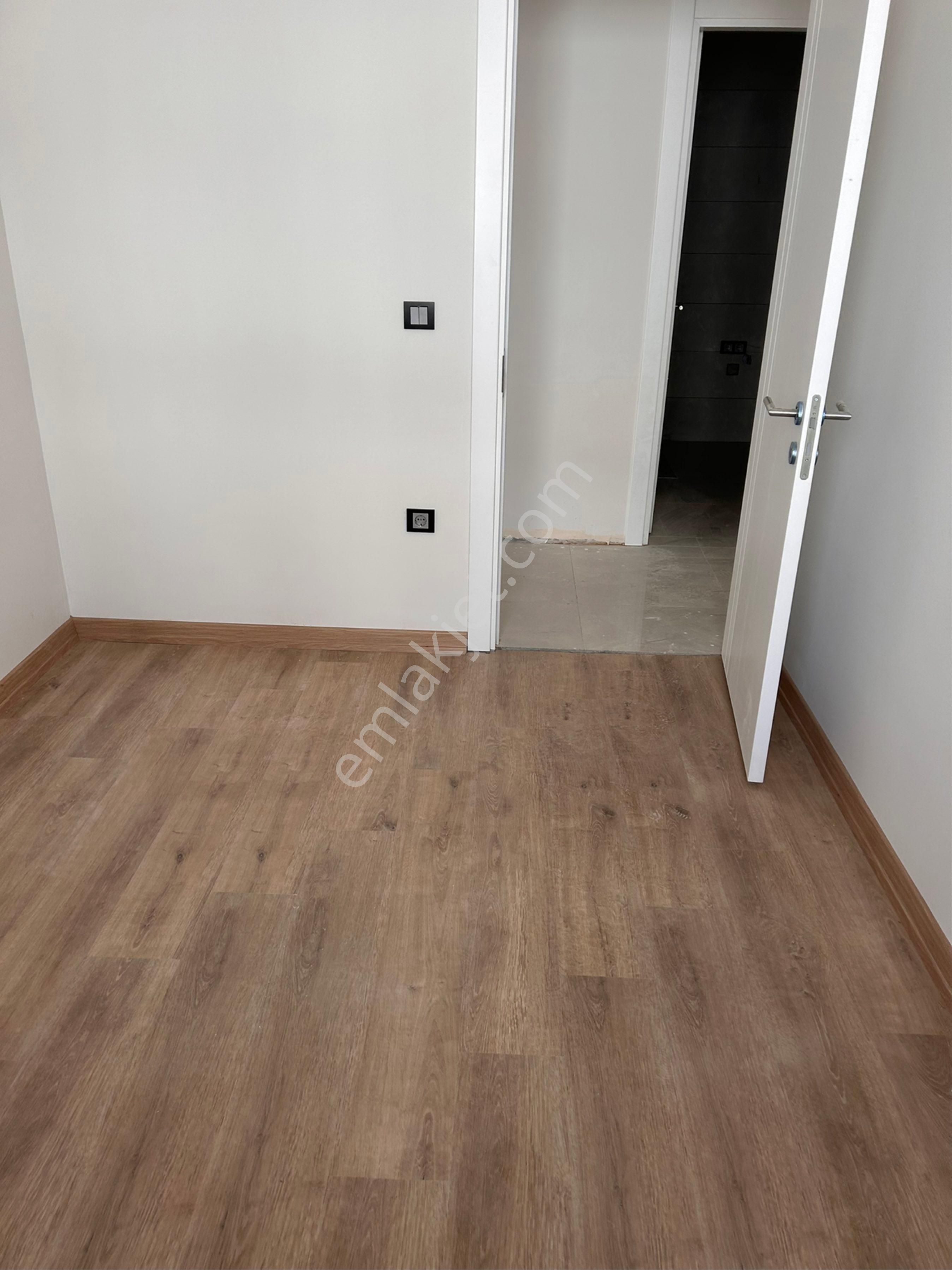 Demir Deluxe ___fiyatı Düştü!çok Acil Satılık 2+1 Deluxe Daire__ - Görsel 18