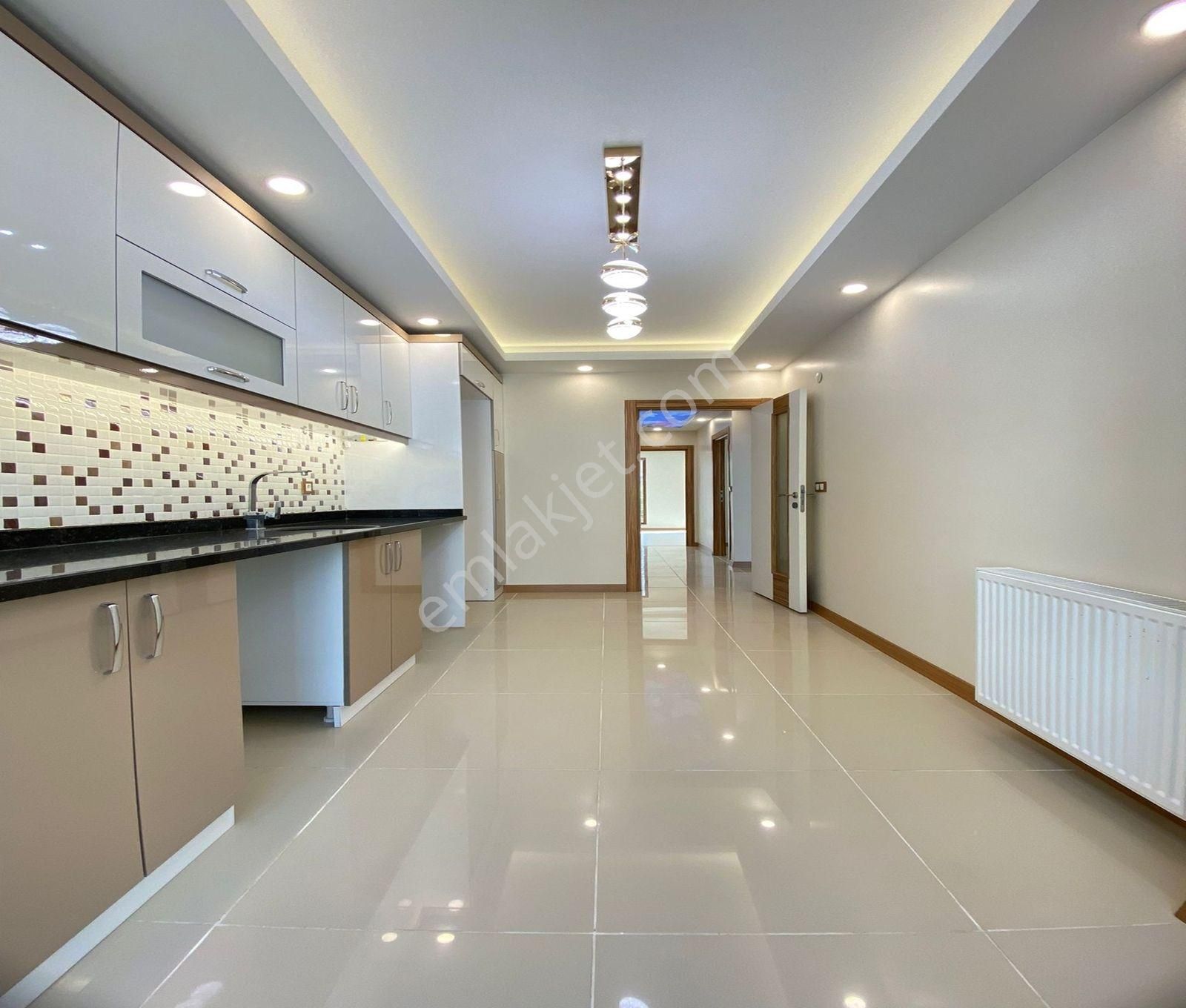 Beylikdüzü Cumhuriyet Mahallesi Gezgen İnşaat'tan 2+1 Satılık Daire - Görsel 25