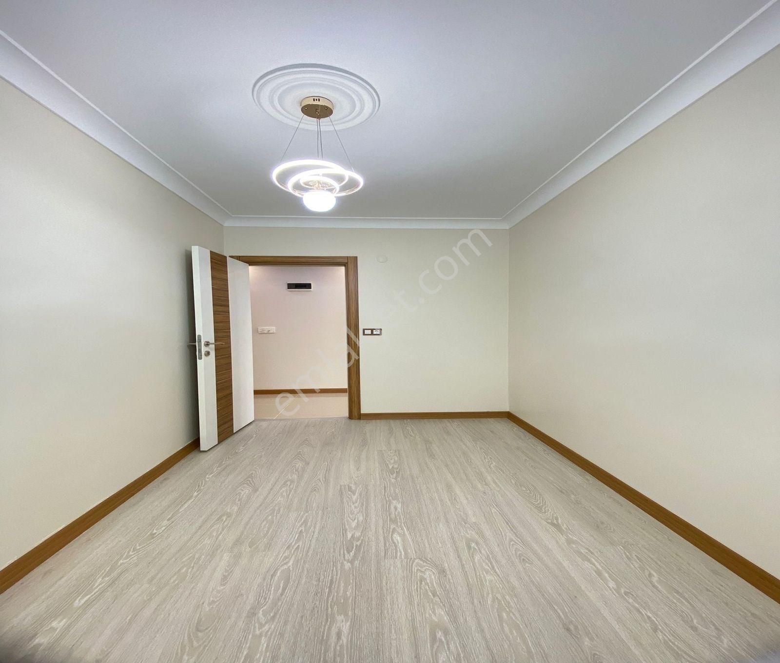 Beylikdüzü Cumhuriyet Mahallesi Gezgen İnşaat'tan 2+1 Satılık Daire - Görsel 16