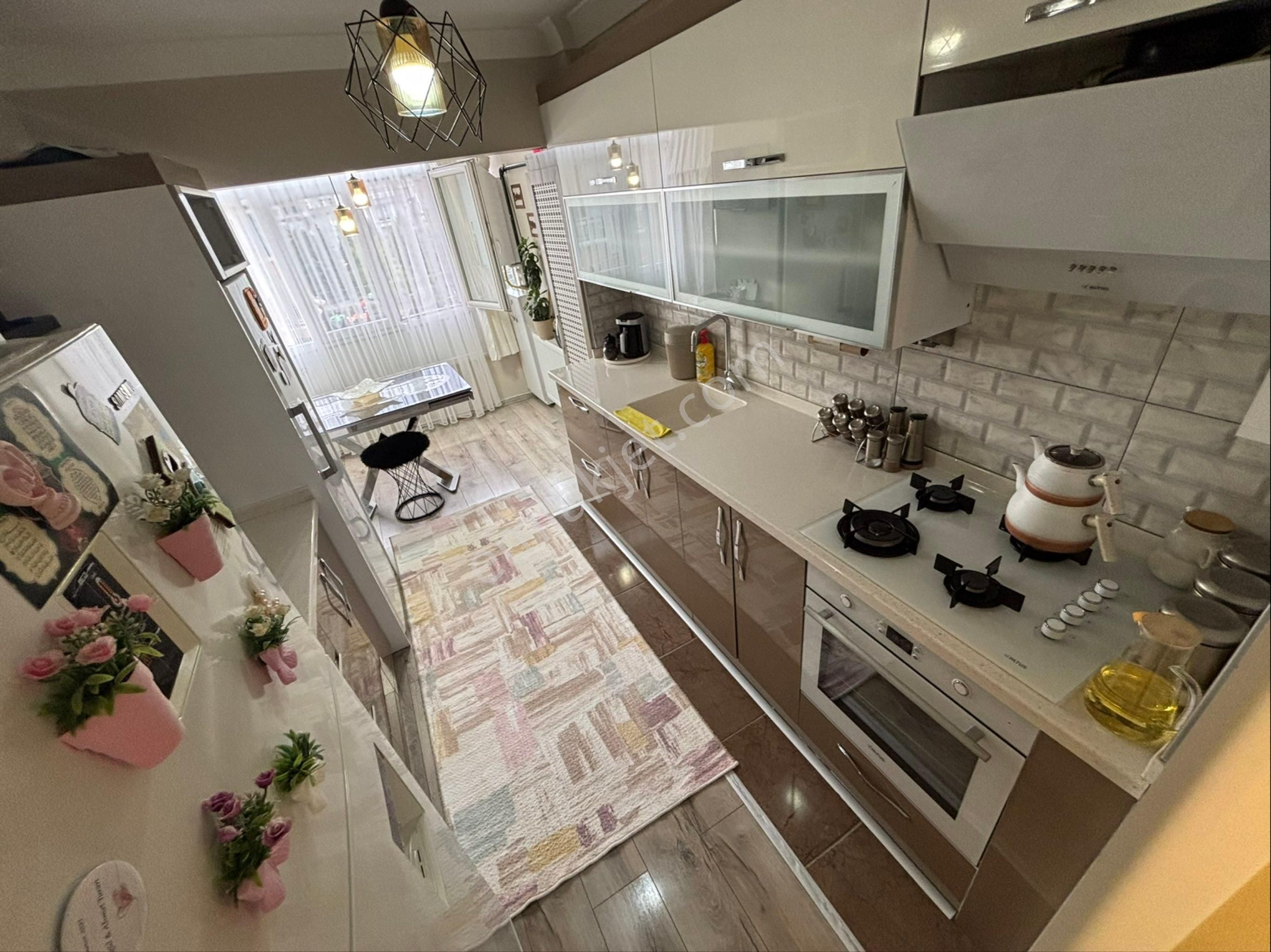 Torun^dan Full Yapılı Kat Konumunda Bağımsız Geniş 3+1 Daire - Görsel 2