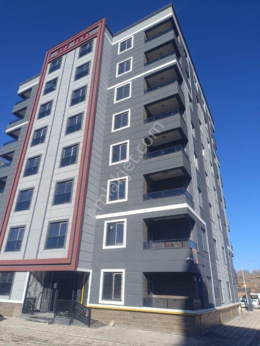 Fuar Arkası Sıfır Ful Daire