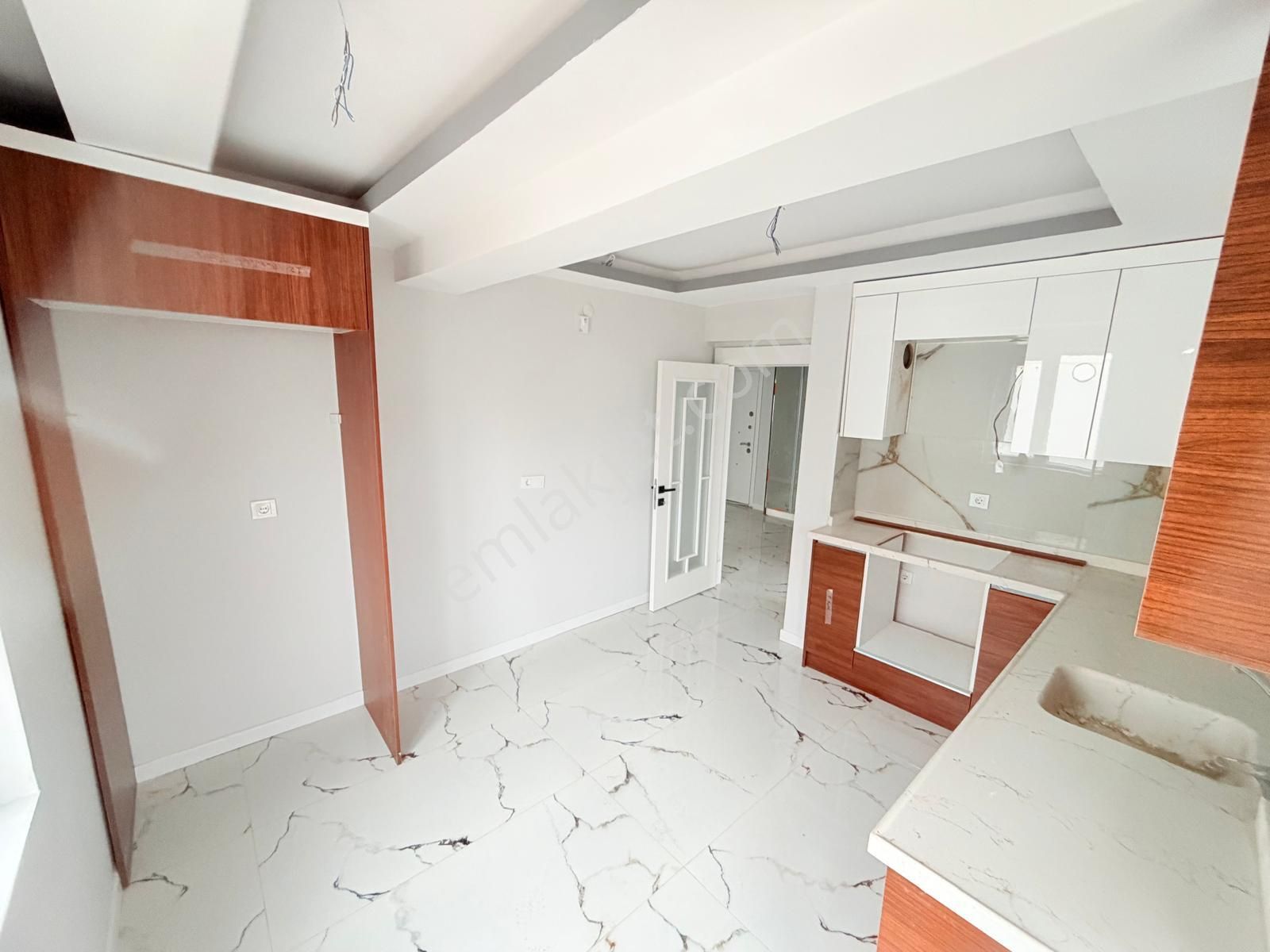 Demiröz'den M.kemalde Katta Full Yapılı 3+1 Daire - Görsel 7