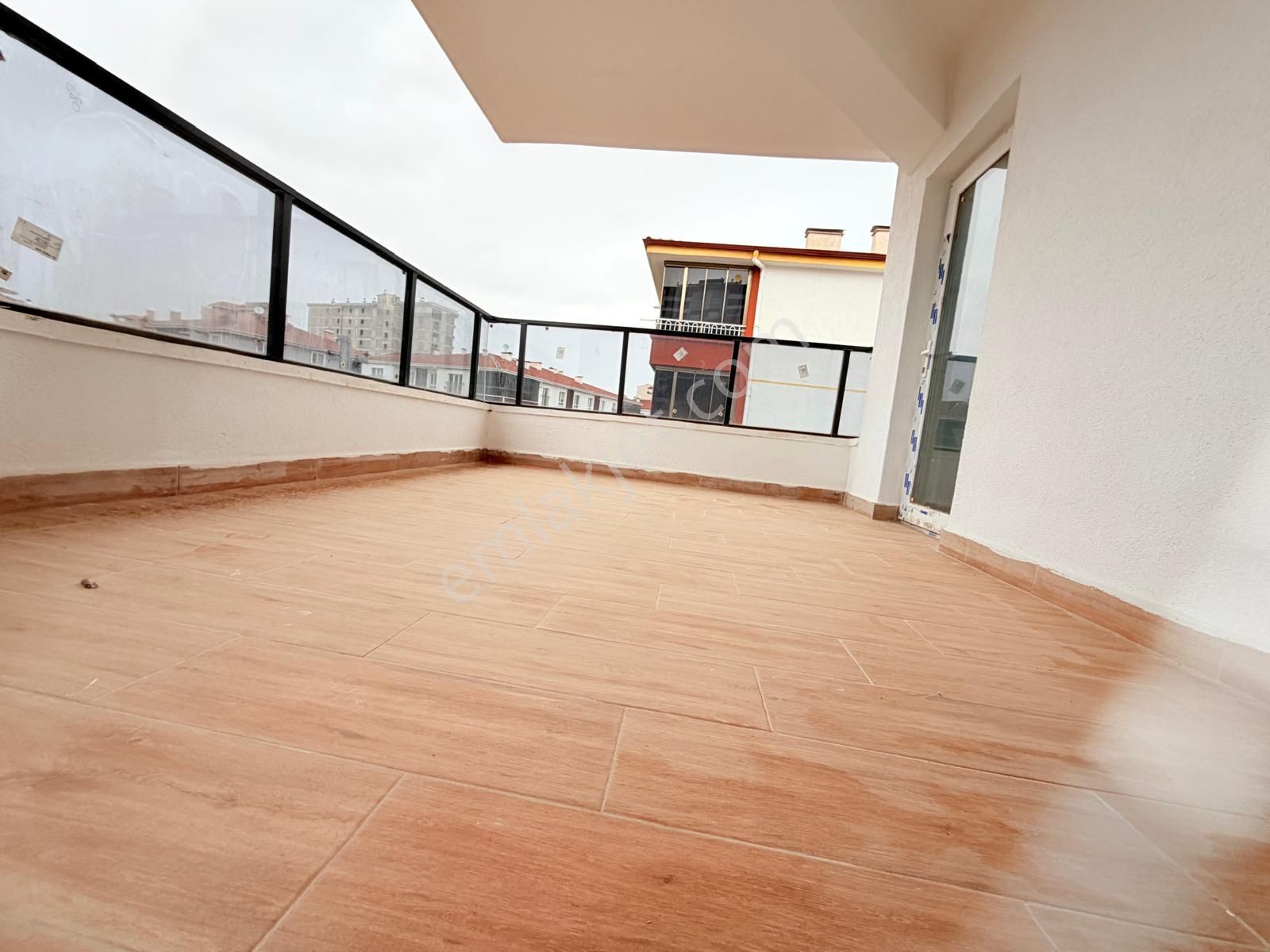 Demiröz'den M.kemalde Katta Full Yapılı 3+1 Daire - Görsel 35