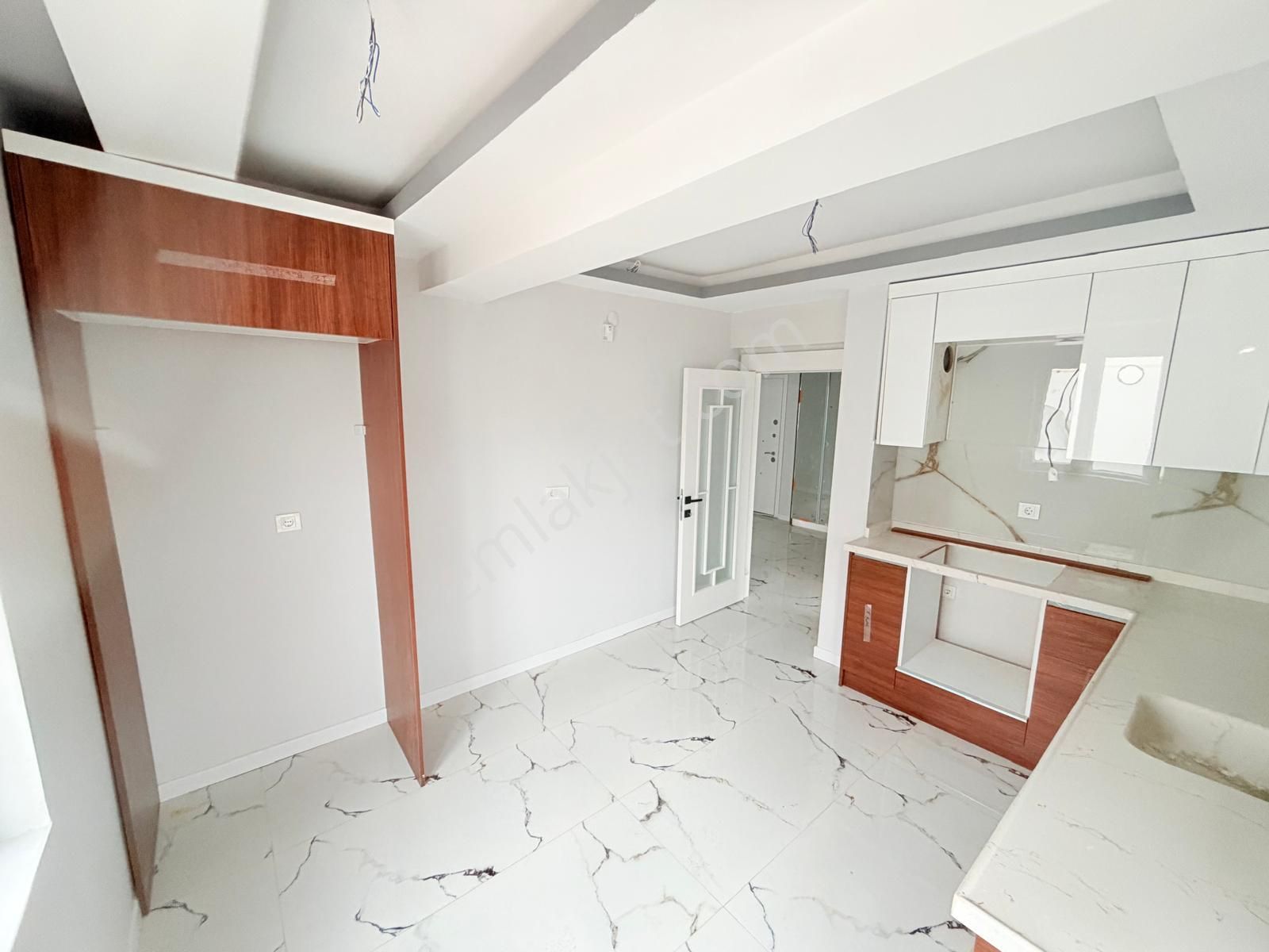 Demiröz'den M.kemalde Katta Full Yapılı 3+1 Daire - Görsel 5