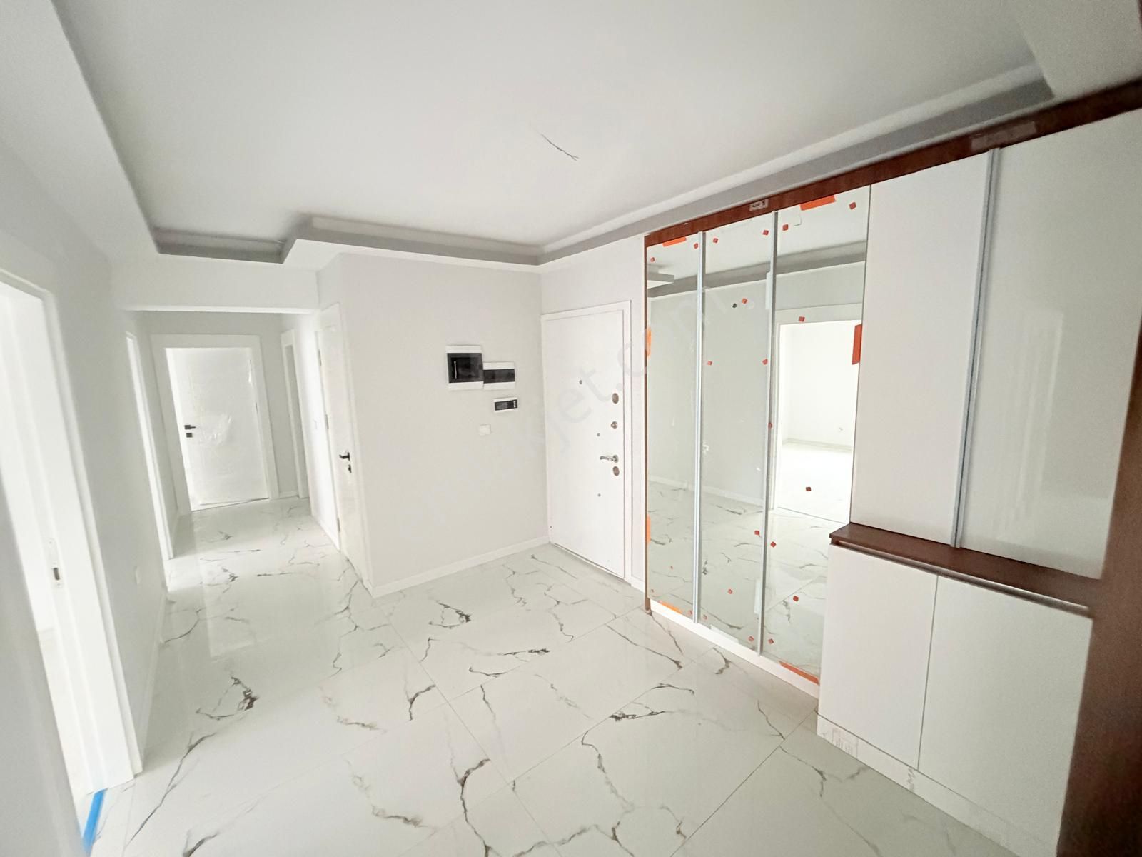 Demiröz'den M.kemalde Katta Full Yapılı 3+1 Daire - Görsel 11