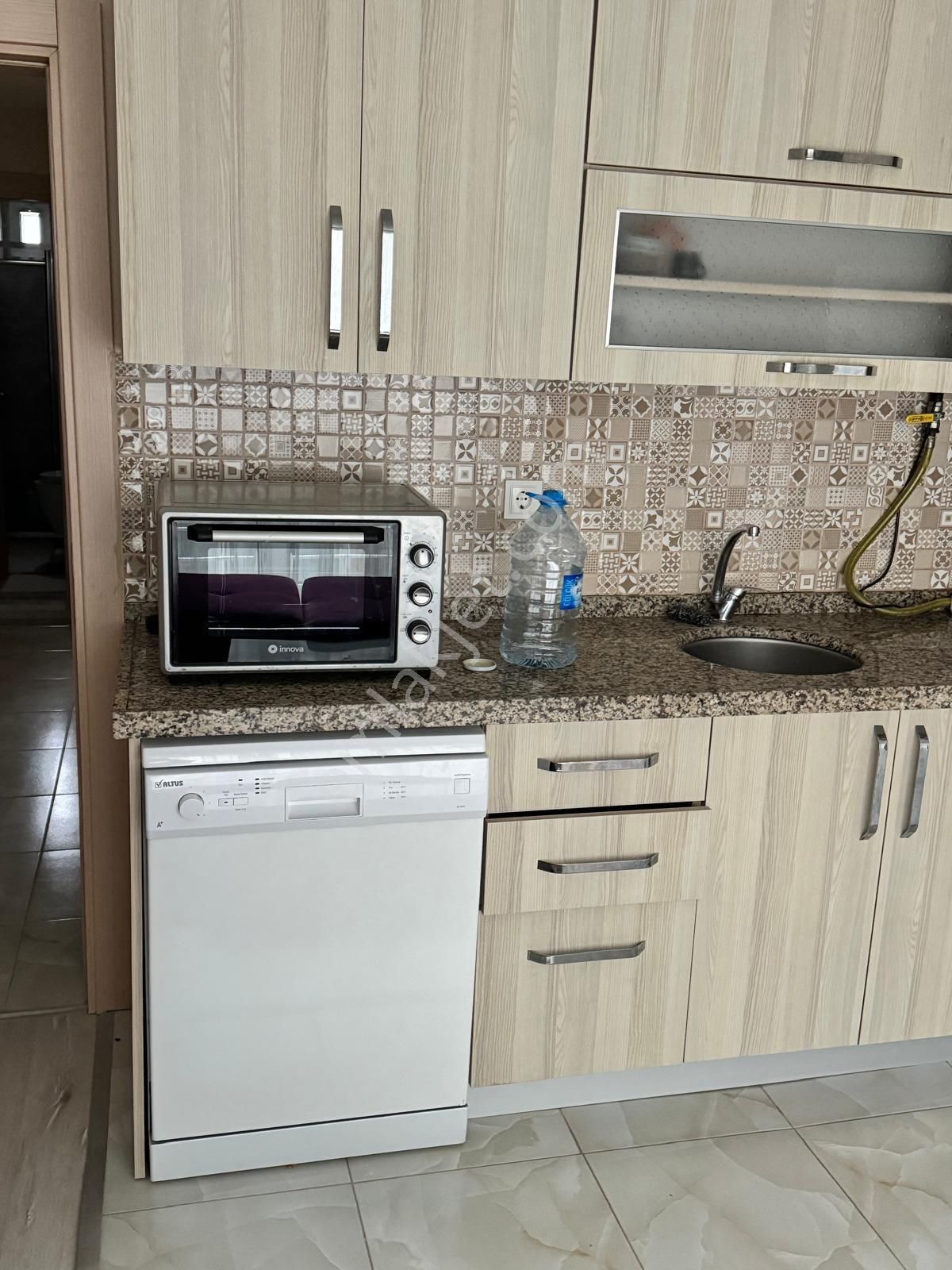 Bentbaşı Mahallesi'nde 1+1 Eşyalı Satılık Daire - Görsel 7
