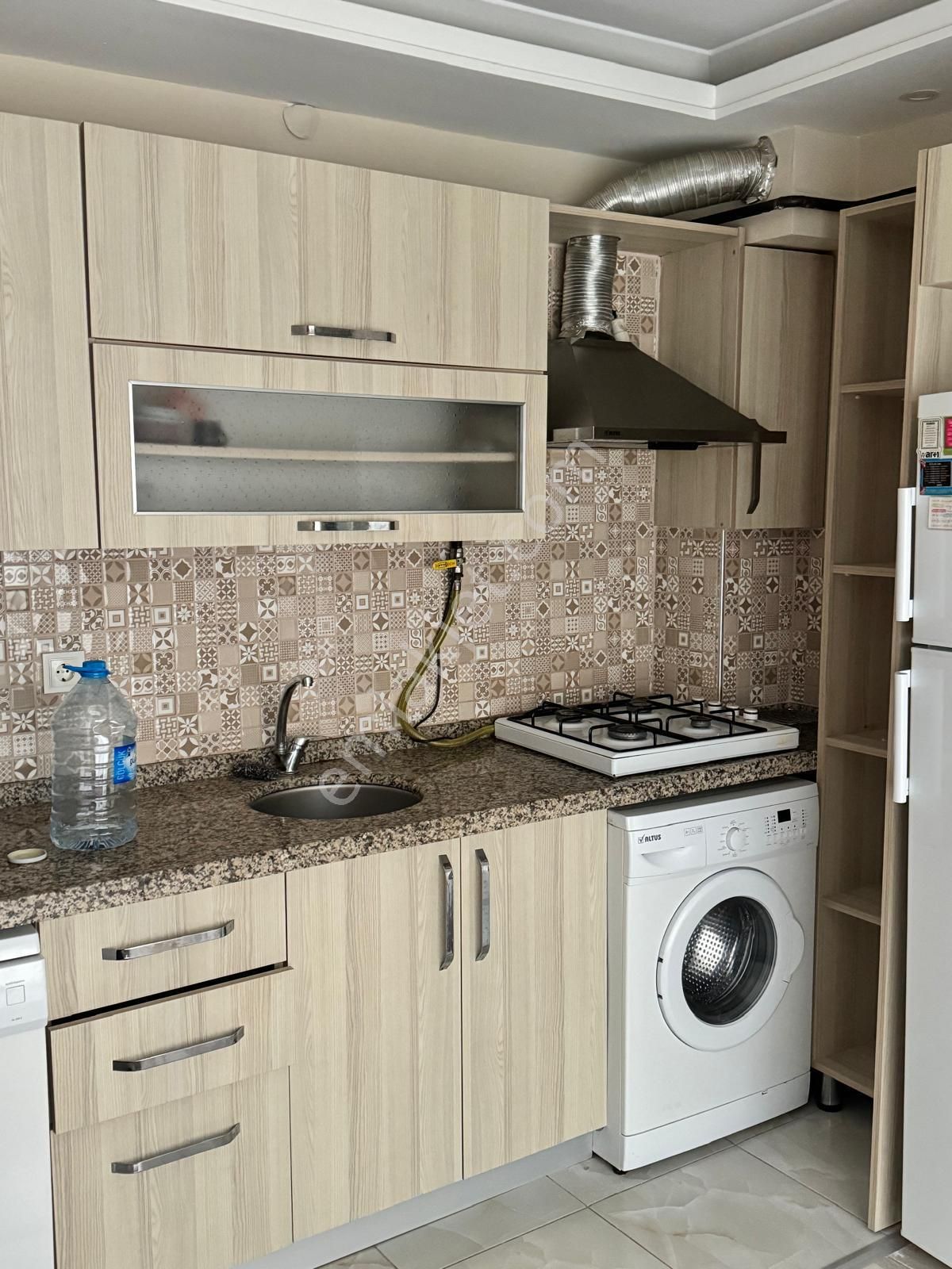 Bentbaşı Mahallesi'nde 1+1 Eşyalı Satılık Daire - Görsel 6
