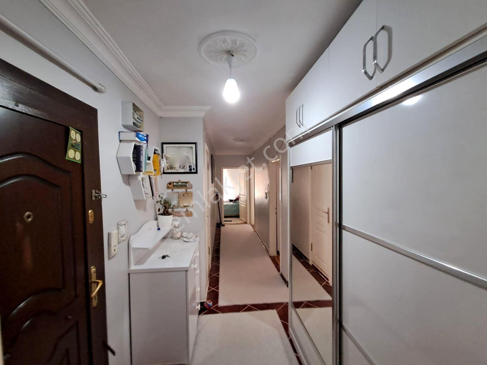 Emre Emlak'tan Selçuklu'da Süper Lokasyon'da İçi Yapılı 3+1 Satılık Daire - Görsel 13