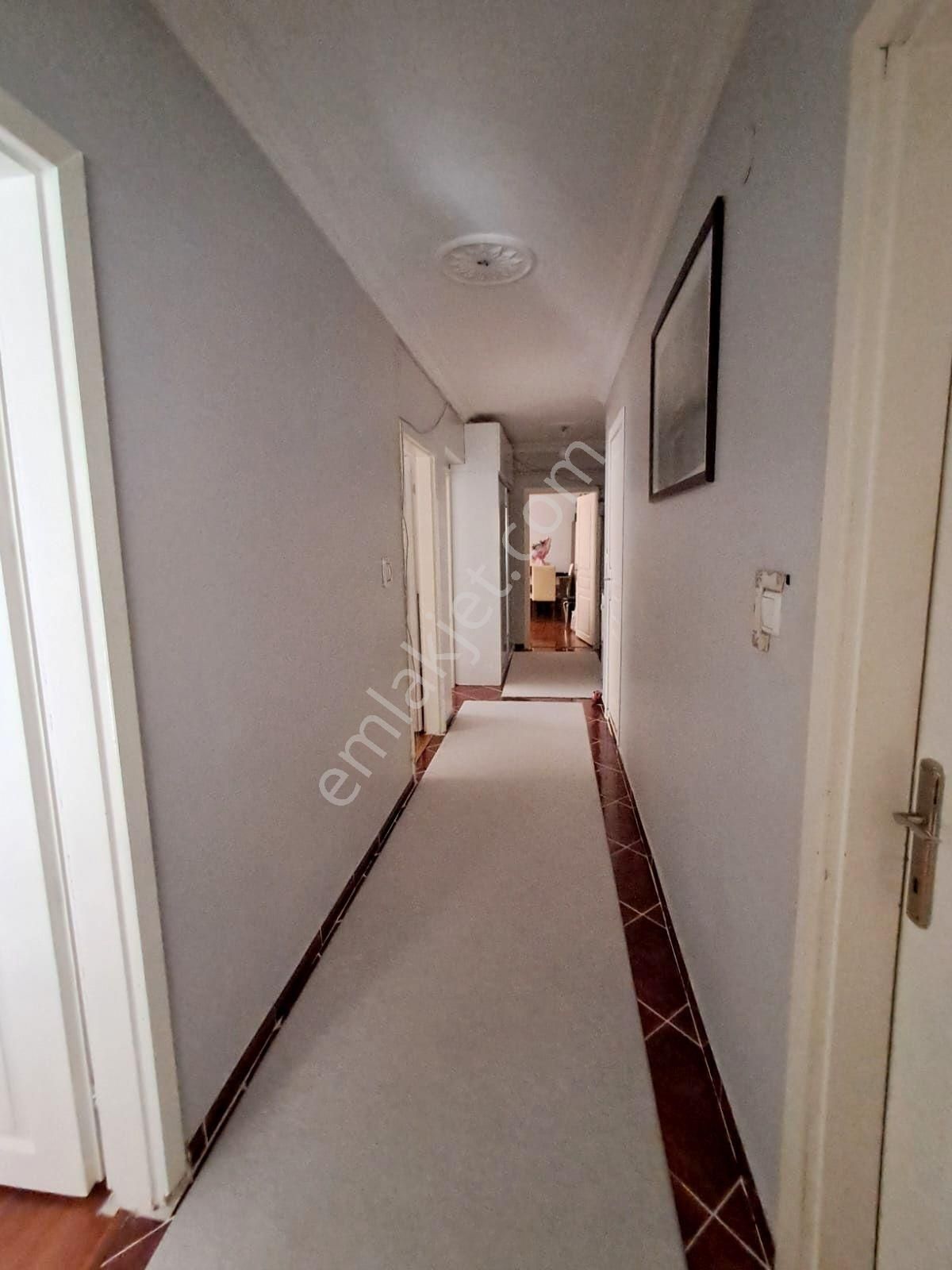 Emre Emlak'tan Selçuklu'da Süper Lokasyon'da İçi Yapılı 3+1 Satılık Daire - Görsel 8