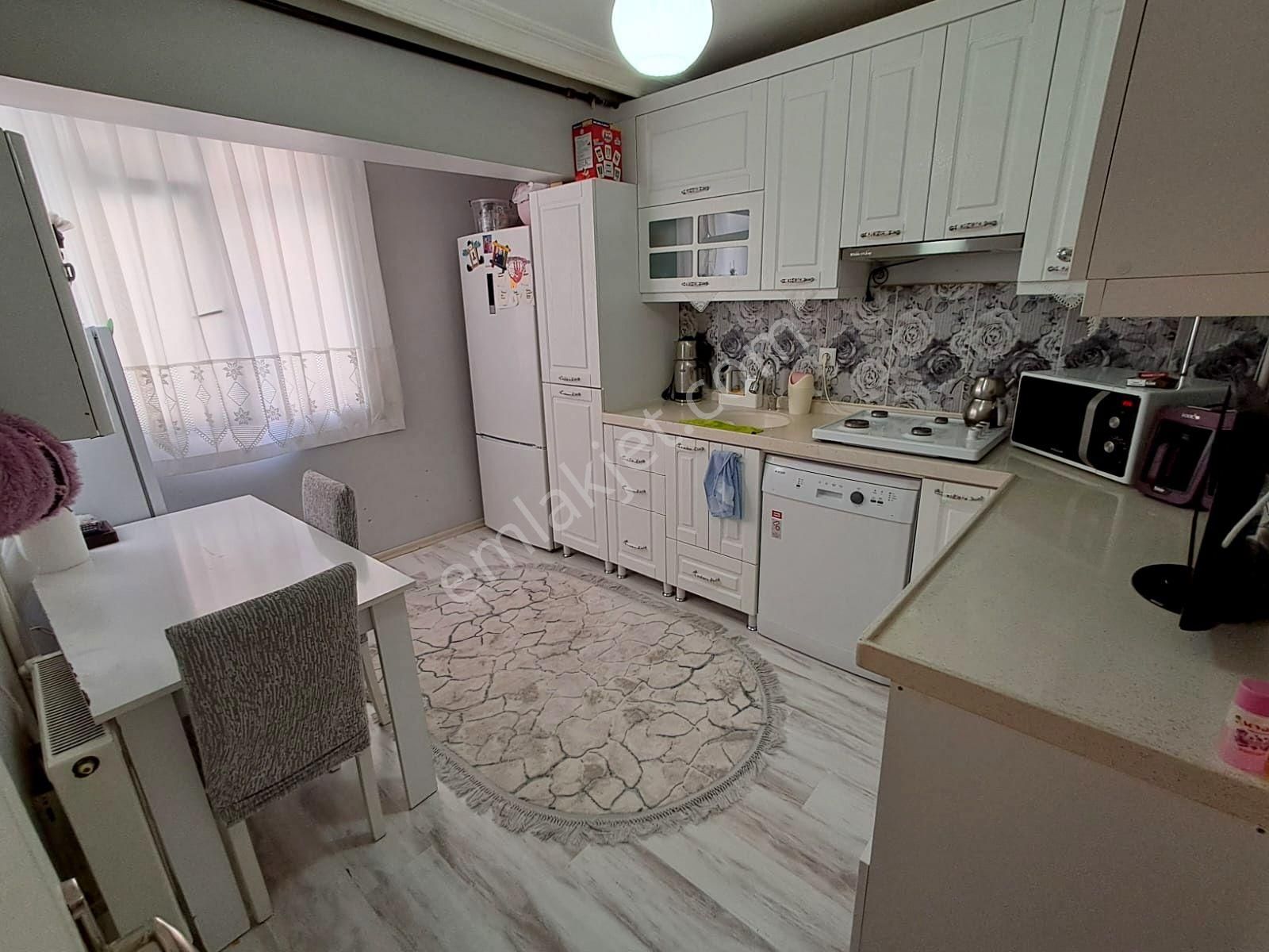 Emre Emlak'tan Selçuklu'da Süper Lokasyon'da İçi Yapılı 3+1 Satılık Daire - Görsel 6