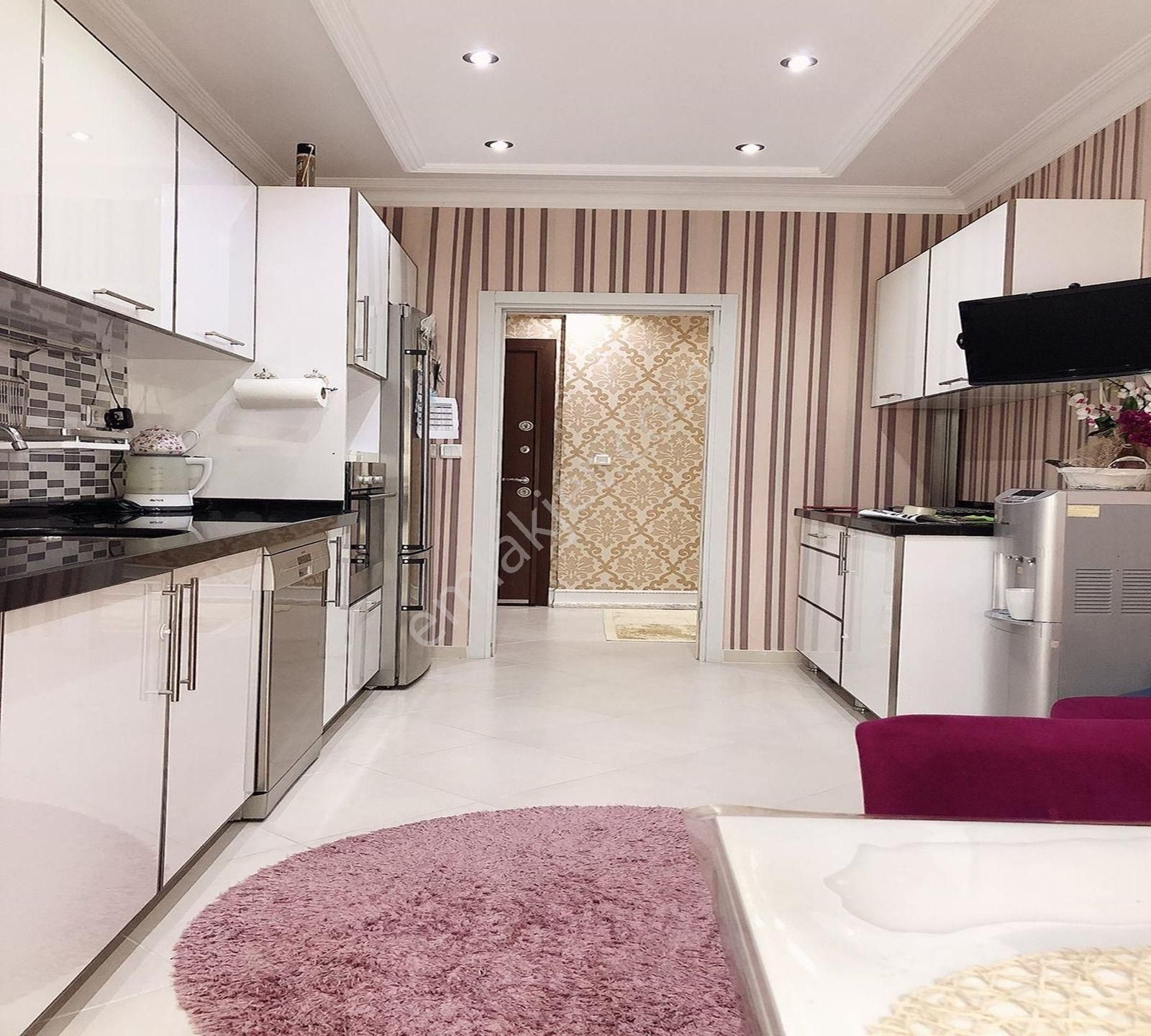 Beylikdüzü Cumhuriyet Mahallesi Gezgen İnşaat'tan 2+1 Satılık Daire - Görsel 5