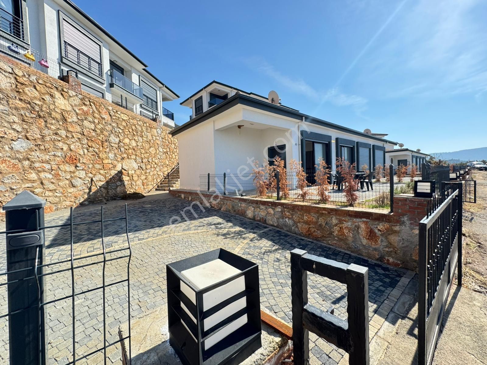 Akbük’de Site İçerisinde İskanı Alınmış,deniz Manzaralı Lüks Daire - Görsel 4