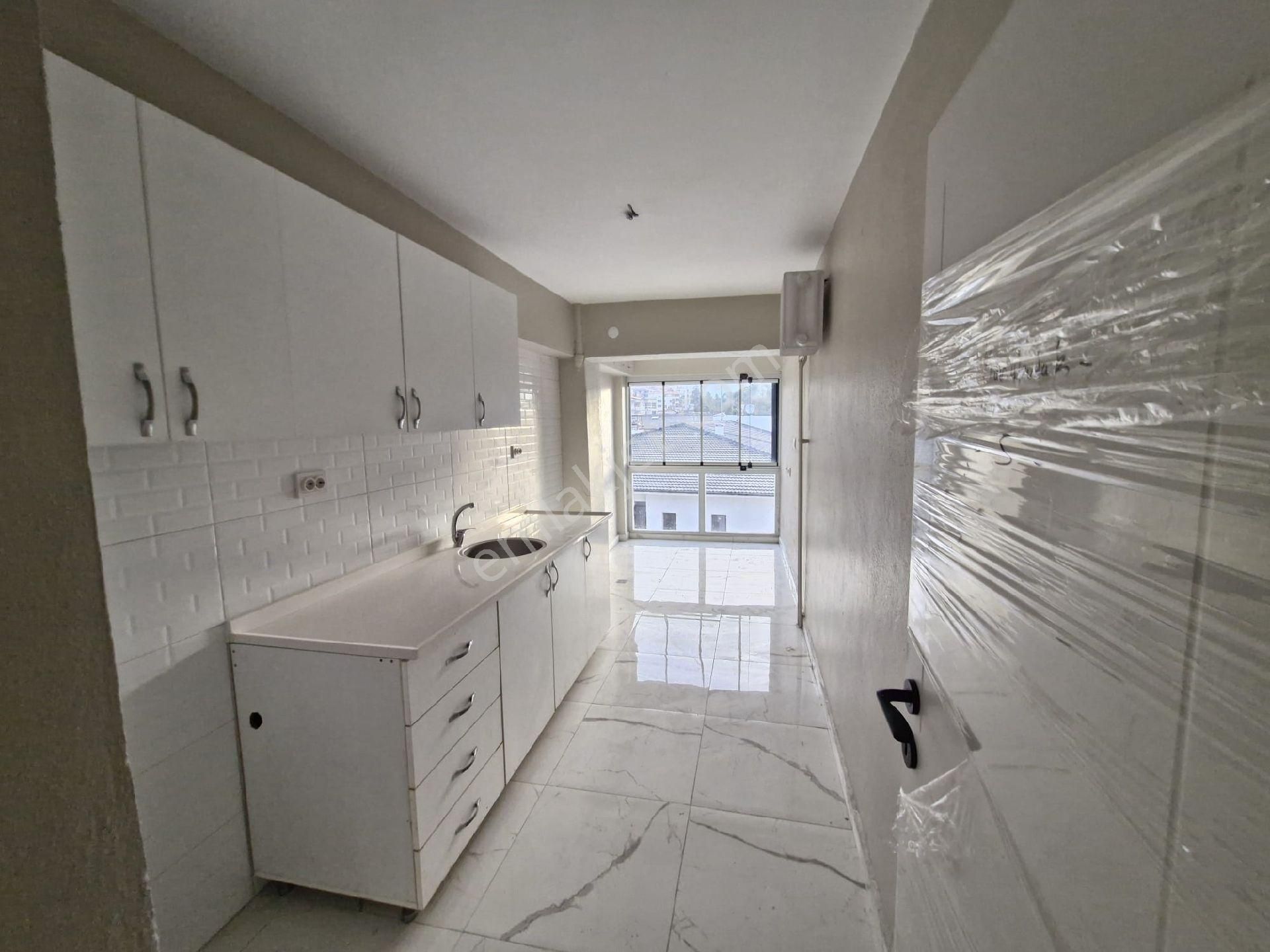 Türk Koleji Yanında 2+1