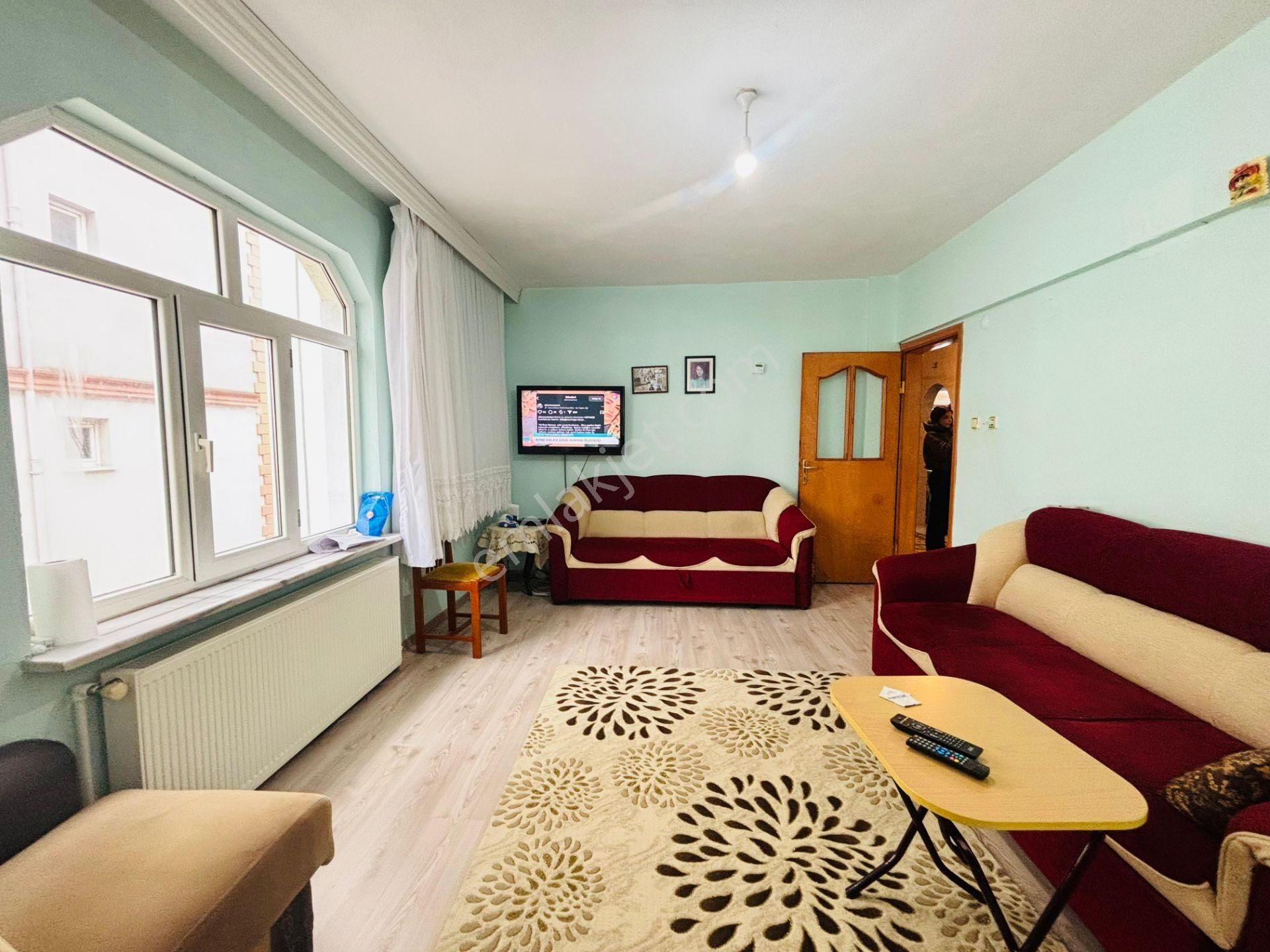 Güven'den Fevzipaşa'da Şehir İçi Ara Kat Ön Cephe 2+1 Daire - Görsel 3