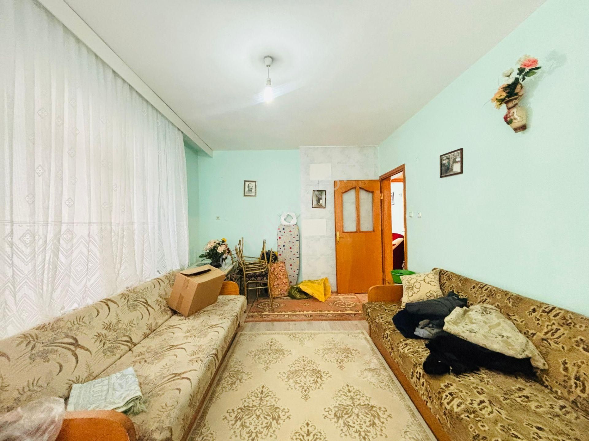 Güven'den Fevzipaşa'da Şehir İçi Ara Kat Ön Cephe 2+1 Daire - Görsel 4