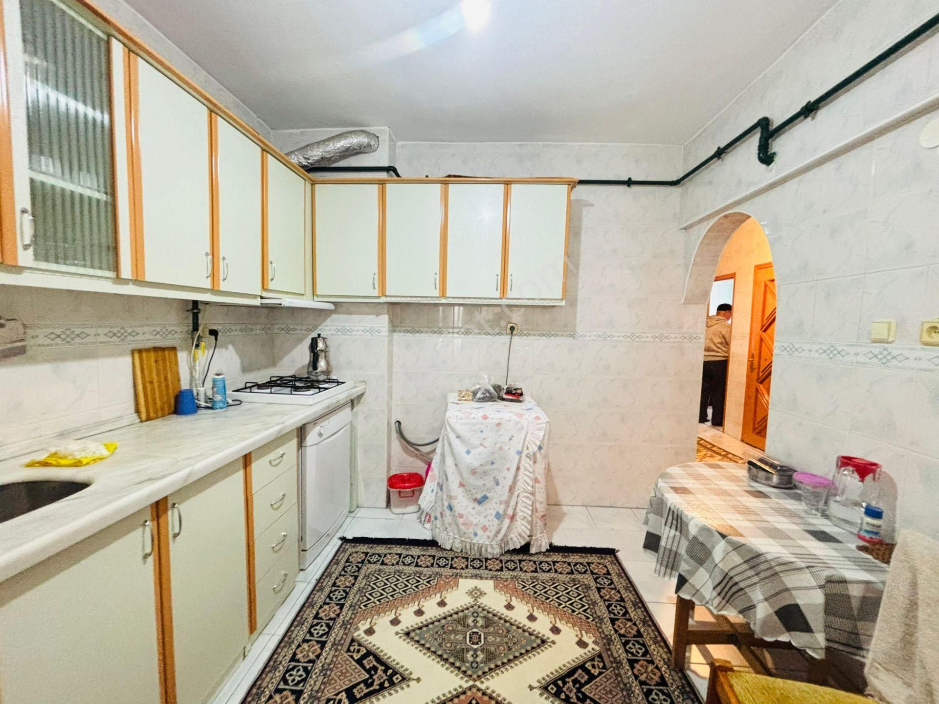 Güven'den Fevzipaşa'da Şehir İçi Ara Kat Ön Cephe 2+1 Daire - Görsel 8