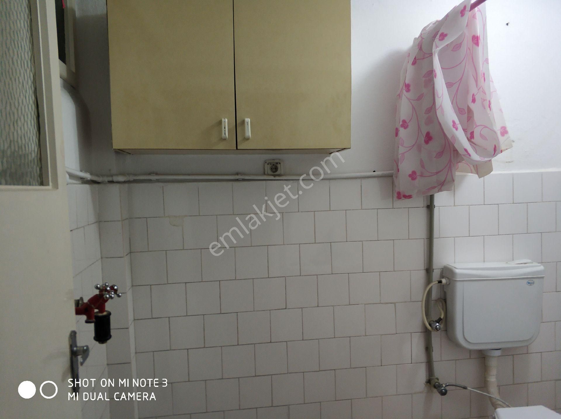 Kırım Caddesi Üstü Kiralık Ara Kat 3+1 Daire - Görsel 15
