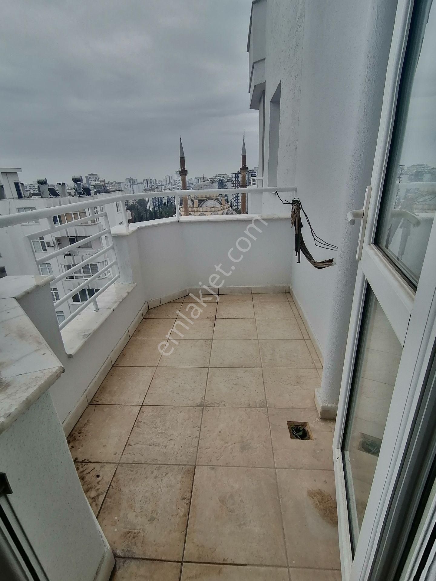 Turgut Özalda Hasarsız İskanlı Çok Geniş 5 Balkon 3 Wc Parkeli Doğalgazlı 4+1 Kapalı Mutfak - Görsel 27