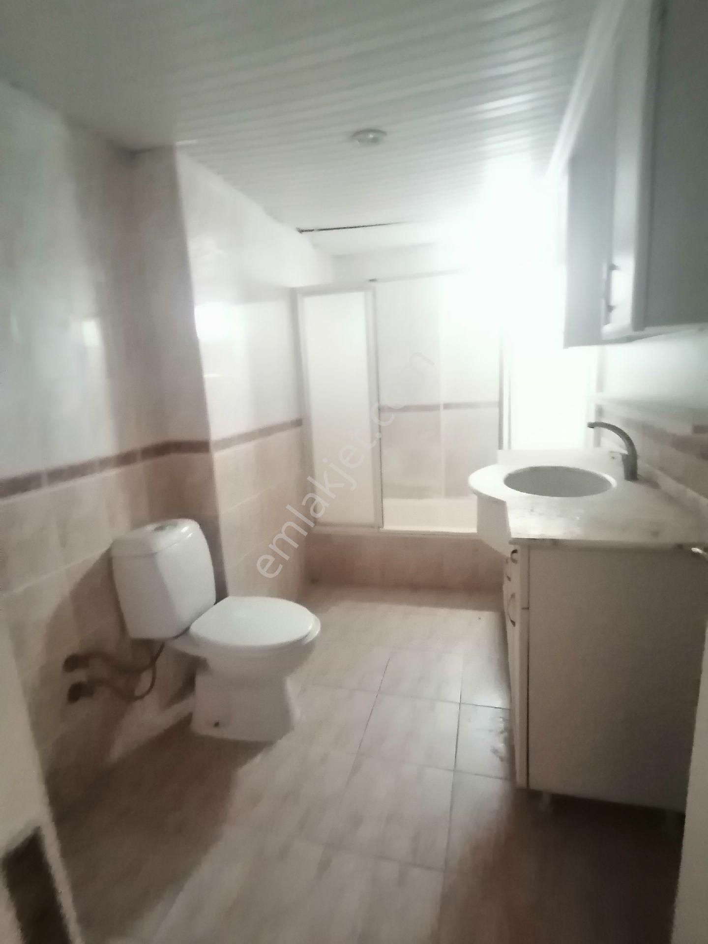 Turgut Özalda Hasarsız İskanlı Çok Geniş 5 Balkon 3 Wc Parkeli Doğalgazlı 4+1 Kapalı Mutfak - Görsel 19
