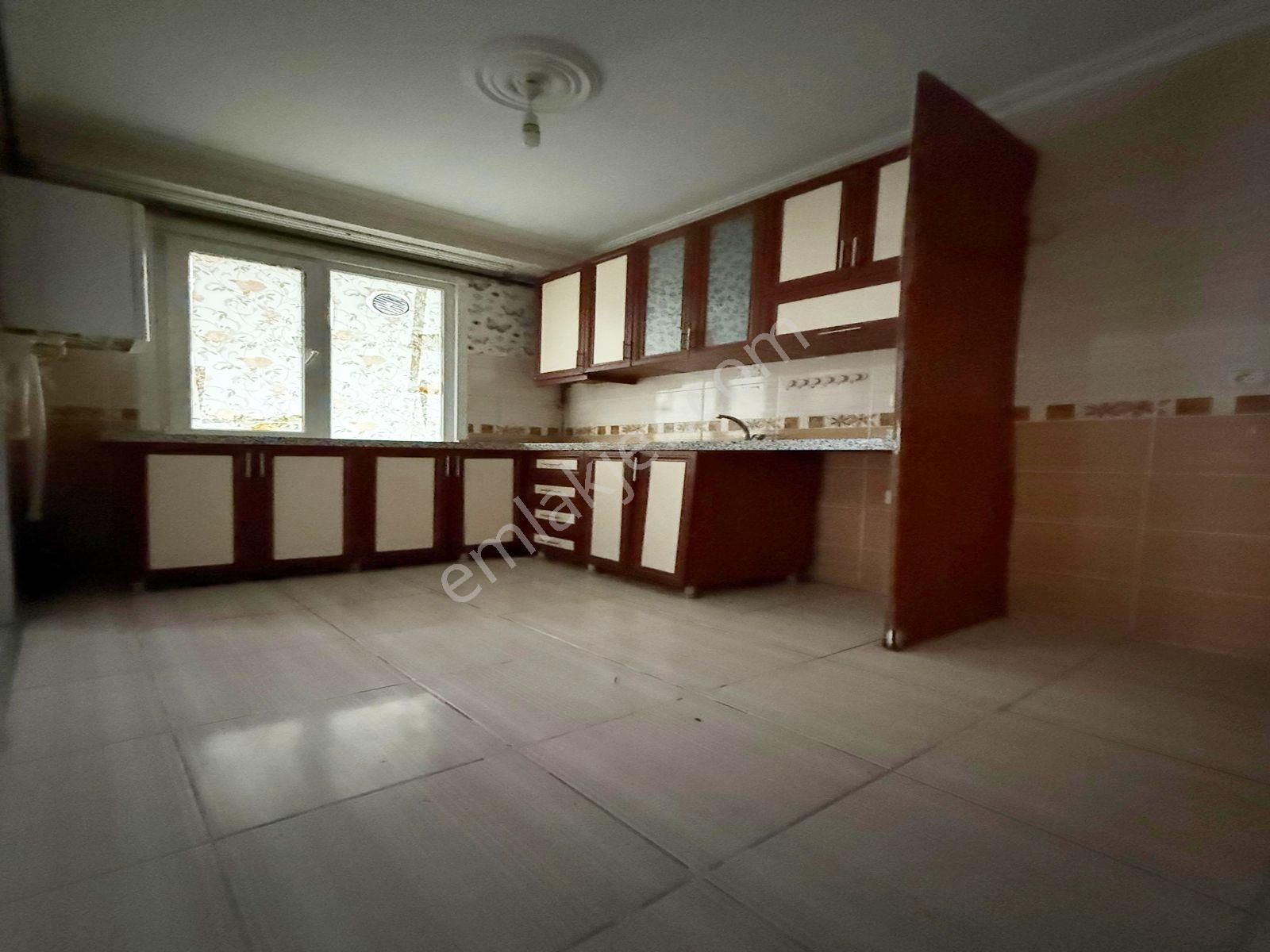 Çınar Mahallesi 2+1 Kiralık Daire Kot Farkından Arakatı Gibi !!! - Görsel 6