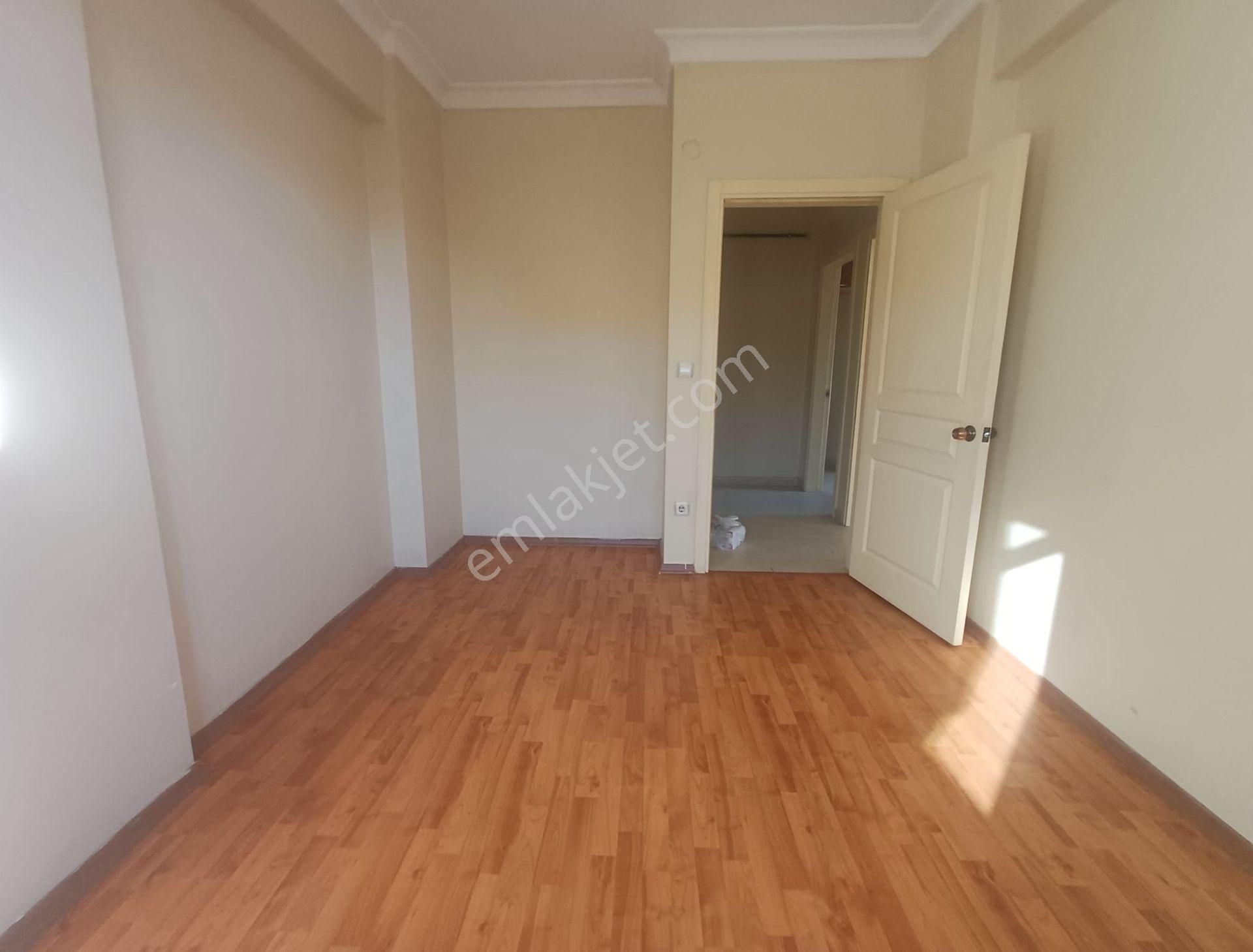 Mertcan Dan Adnan Kahveci Metroya Yürüme 2+1 Balkonlu - Kira Getirili - Görsel 10