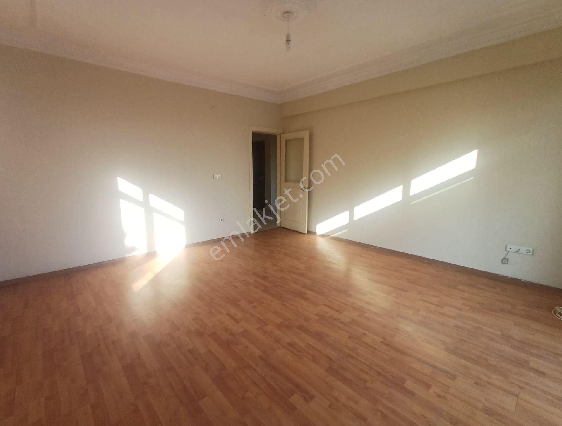 Mertcan Dan Adnan Kahveci Metroya Yürüme 2+1 Balkonlu - Kira Getirili - Görsel 6