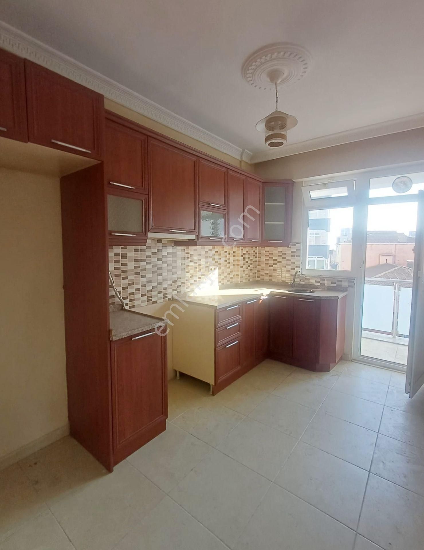 Mertcan Dan Adnan Kahveci Metroya Yürüme 2+1 Balkonlu - Kira Getirili - Görsel 15