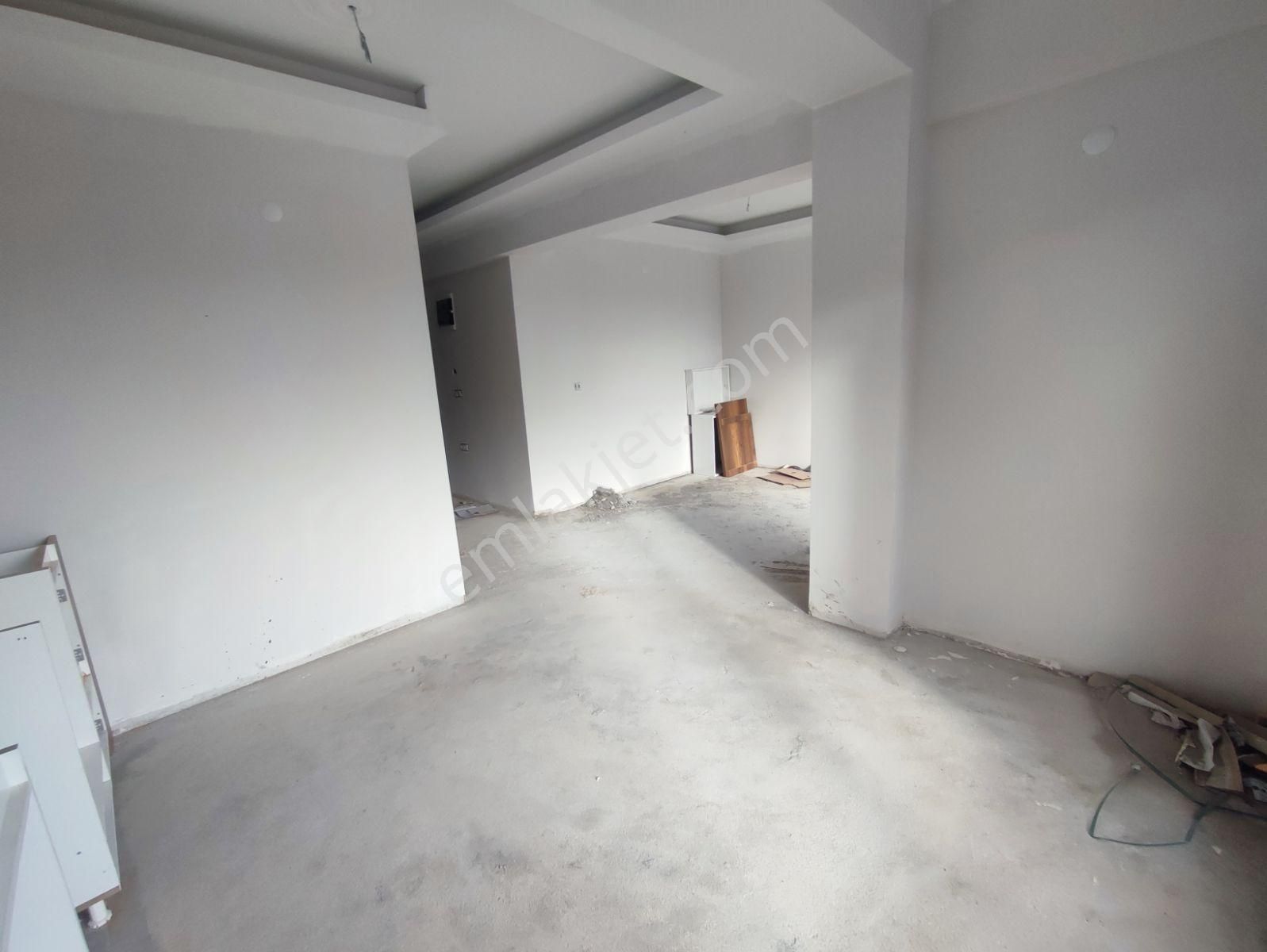 Seyrek Kafeler Caddesi'nde 2+1 Kullanışlı Teraslı Daire - Görsel 17