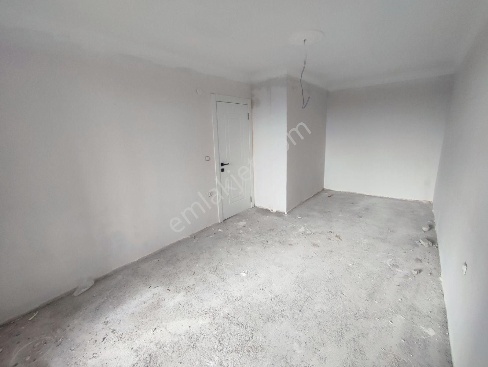 Seyrek Kafeler Caddesi'nde 2+1 Kullanışlı Teraslı Daire - Görsel 14