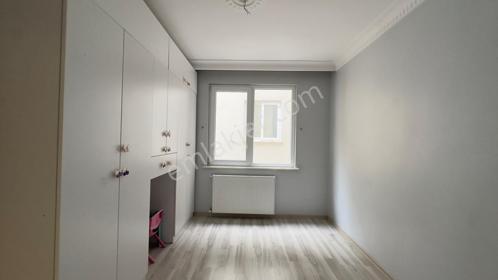 Başokur'dan Bahçelievler Zafer Mh. Genç Binada Kiralık 2+1 - Görsel 6
