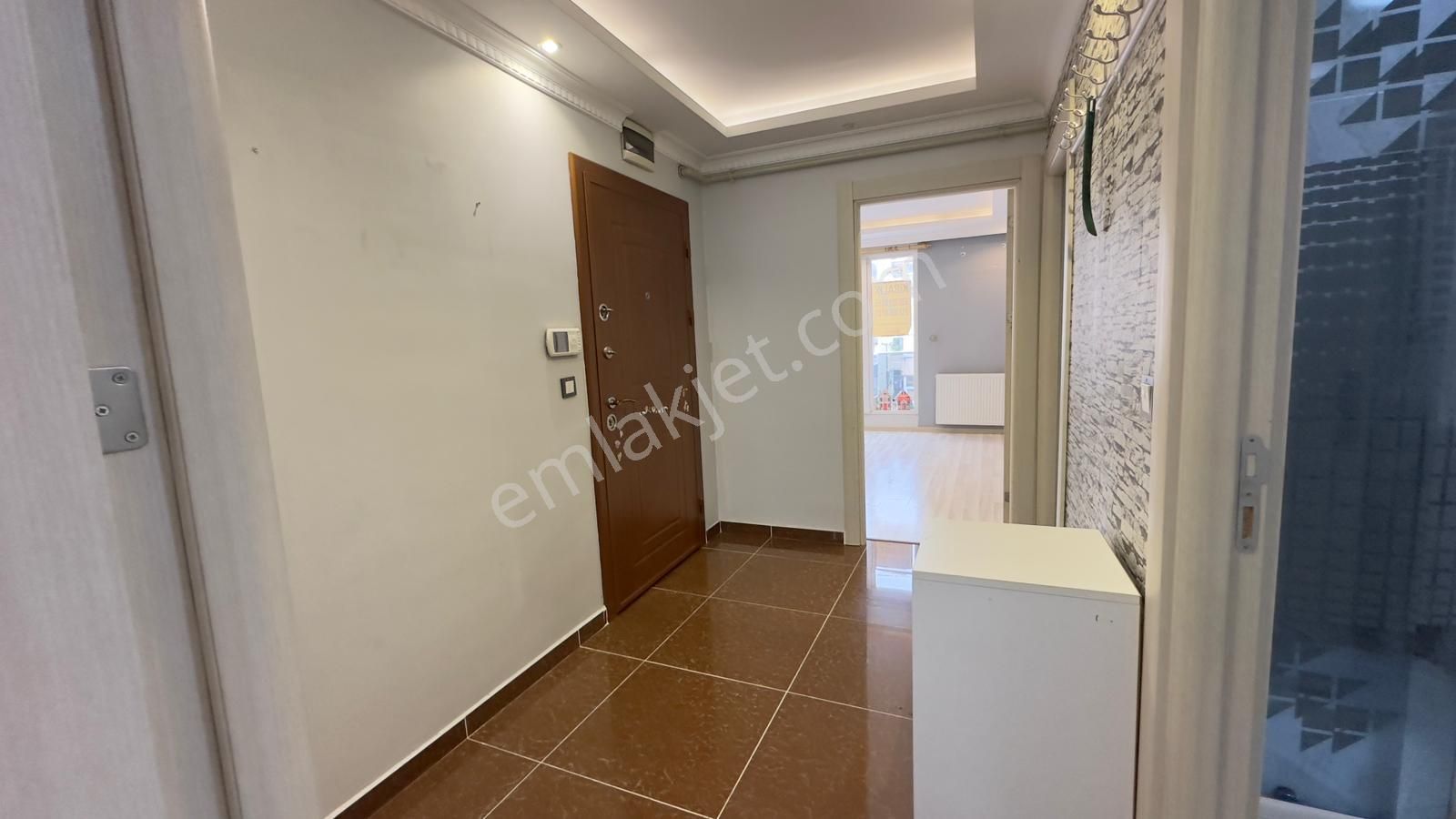 Başokur'dan Bahçelievler Zafer Mh. Genç Binada Kiralık 2+1 - Görsel 19