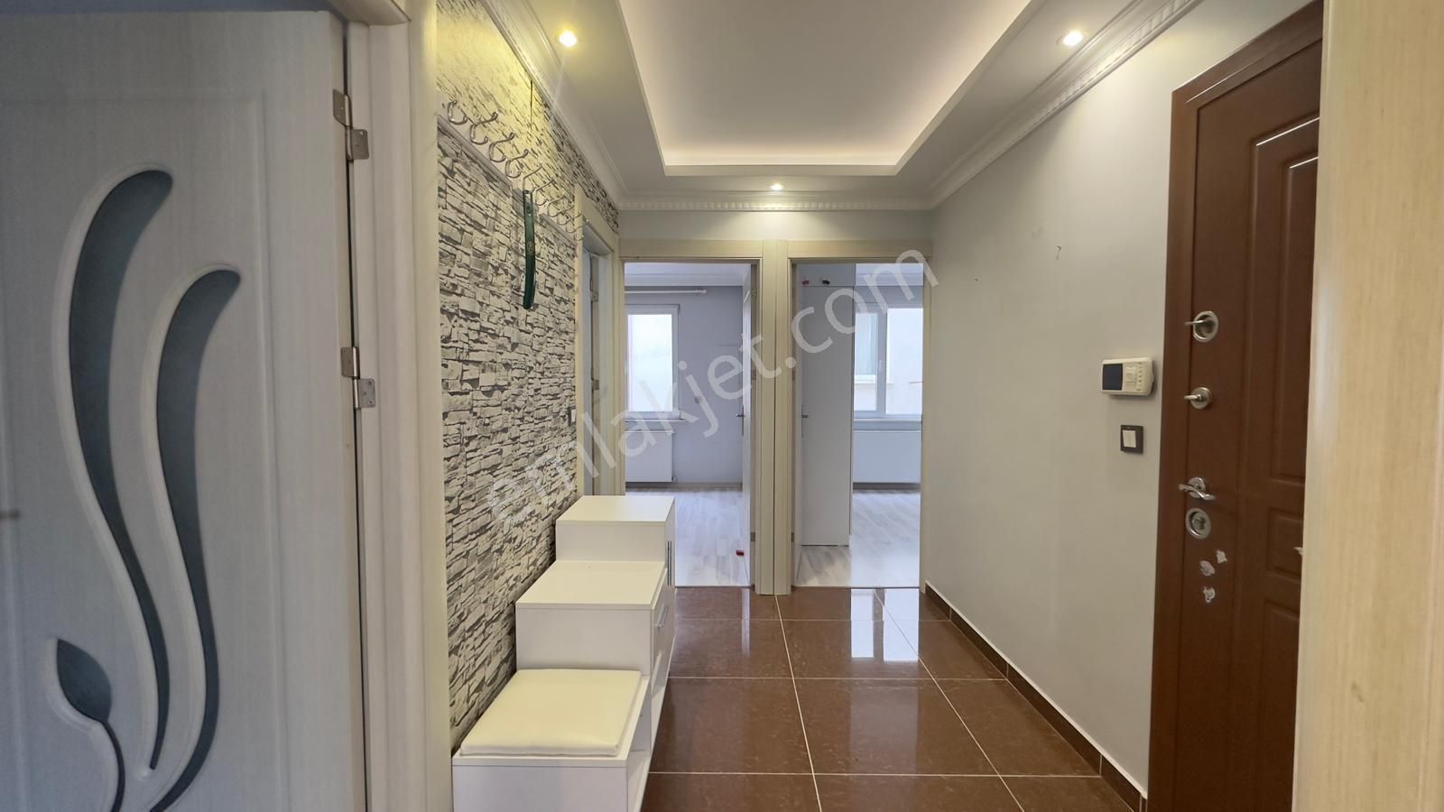 Başokur'dan Bahçelievler Zafer Mh. Genç Binada Kiralık 2+1 - Görsel 22