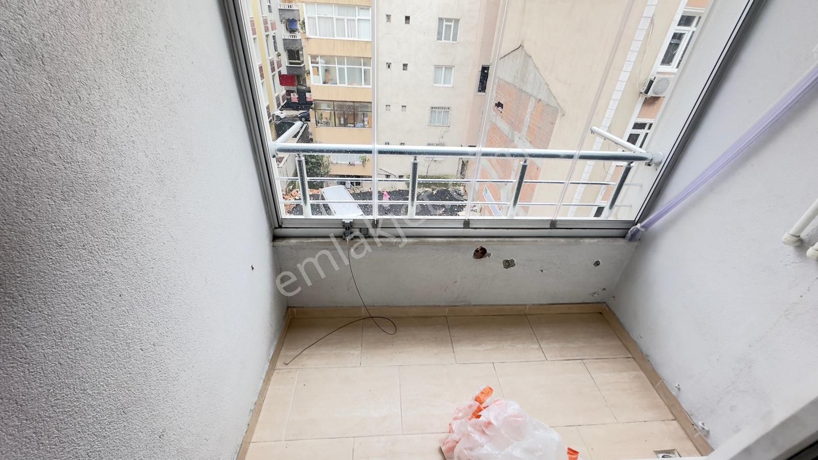 Başokur'dan Bahçelievler Zafer Mh. Genç Binada Kiralık 2+1 - Görsel 13