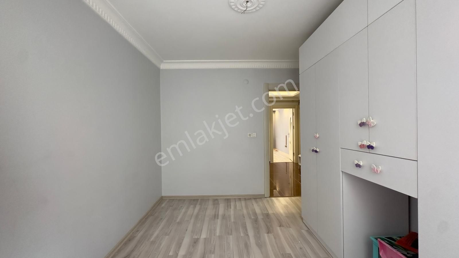 Başokur'dan Bahçelievler Zafer Mh. Genç Binada Kiralık 2+1 - Görsel 7