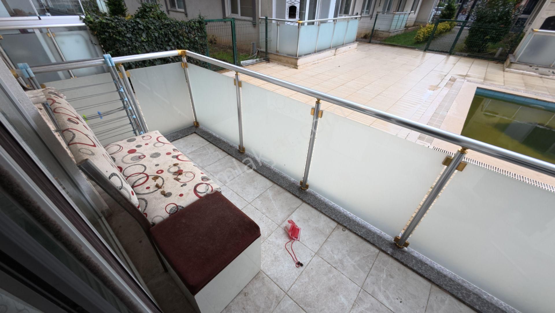Karasu’da Havuzlu Sitede 1+1 Satılık Daire - Görsel 24