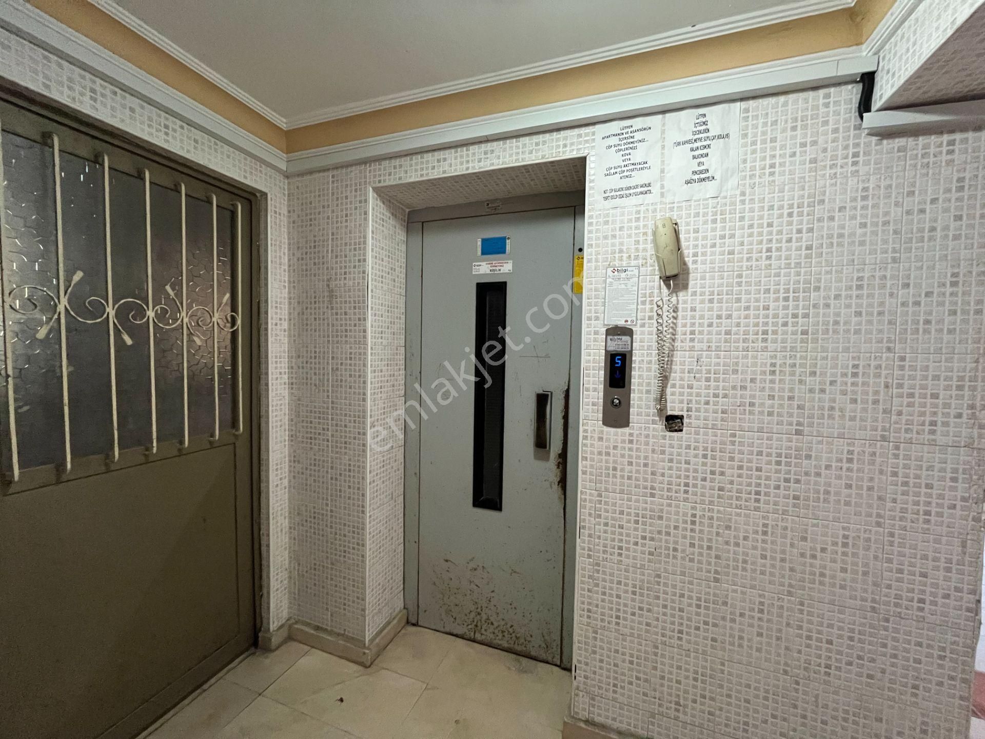 Alanya Şehir Merkezinde Asansörlü Güney Cephe 2+1 Satılık Daire - Görsel 2