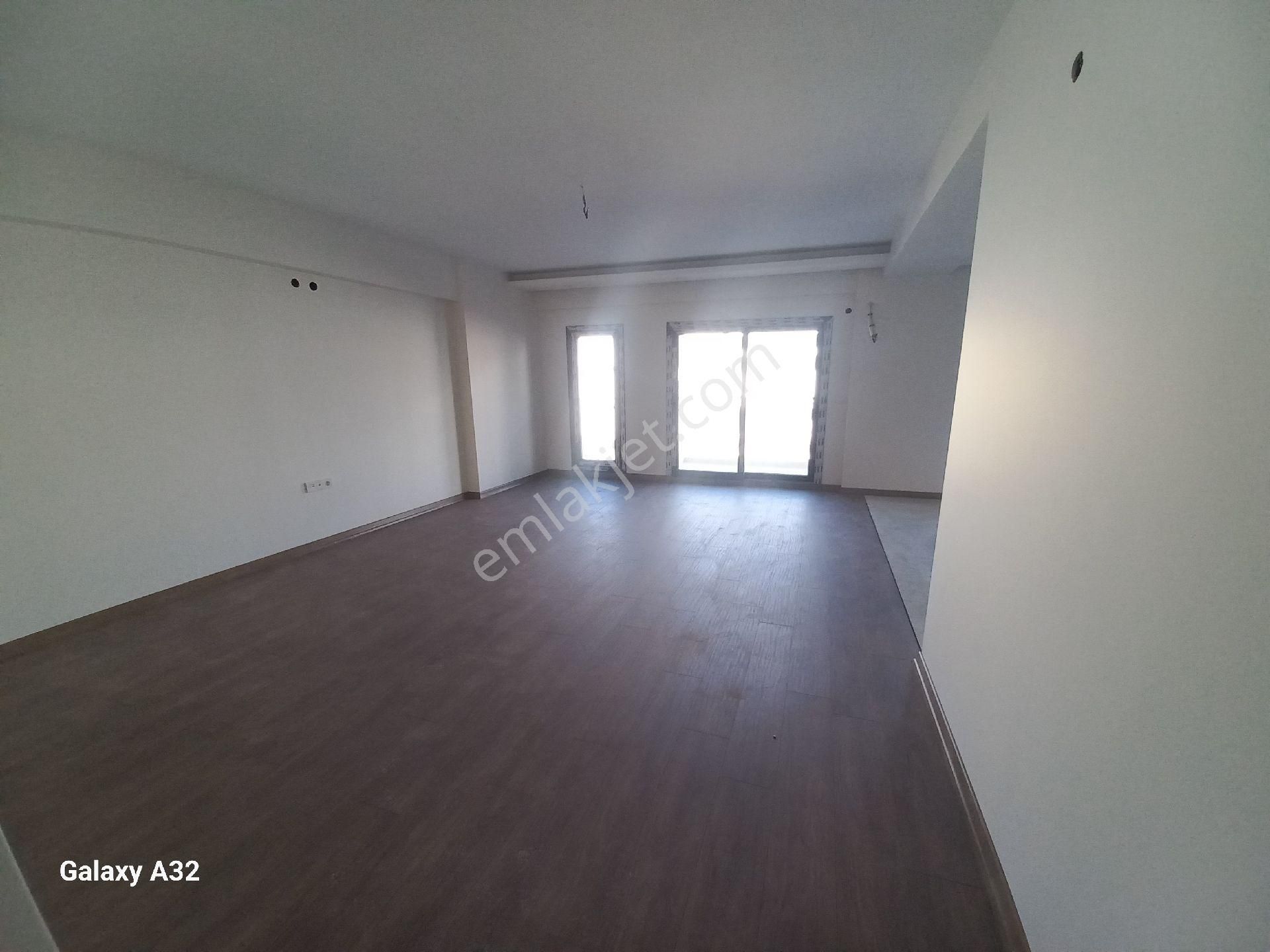 Karşıyaka Bostanlı Sahil Yürüme Mesafede Kısmen Deniz Manzaralı Satilik Dubleks 3+1 Daire - Görsel 18