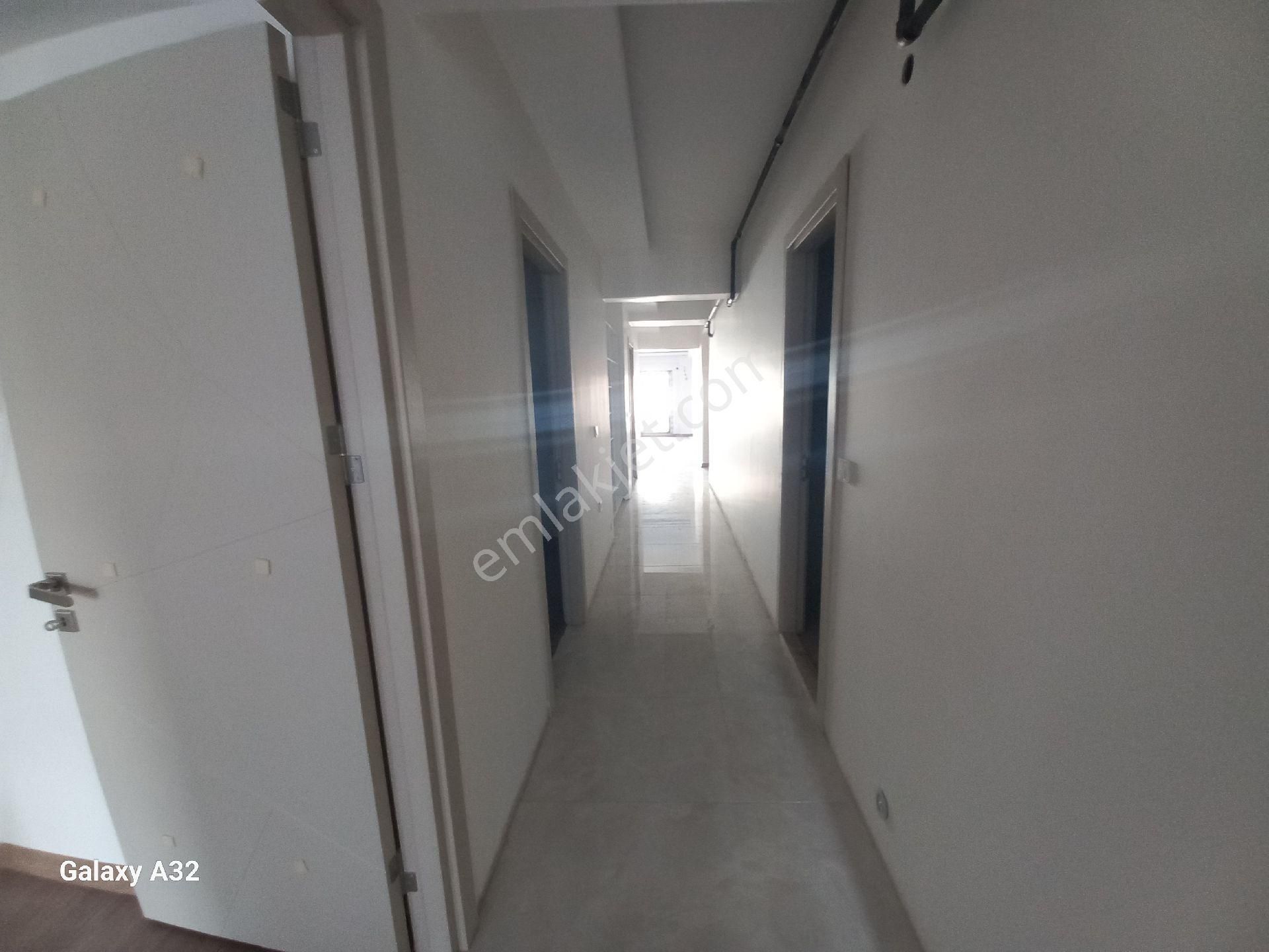 Karşıyaka Bostanlı Sahil Yürüme Mesafede Kısmen Deniz Manzaralı Satilik Dubleks 3+1 Daire - Görsel 11