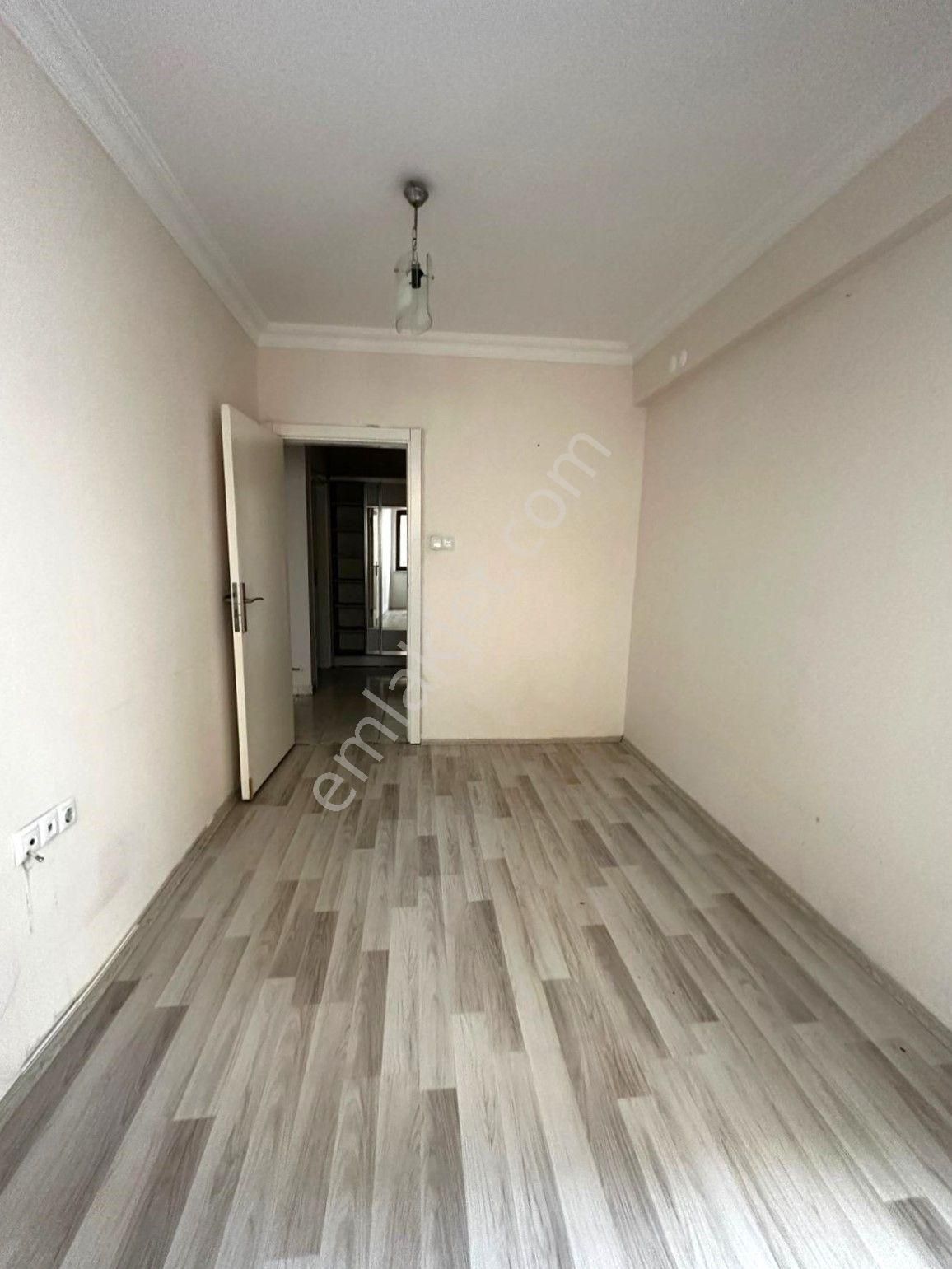 Recep Ümit'ten Şarhöyük Mahallesi Büyük Park Yakınında Kiralık 3+1 Daire - Görsel 17