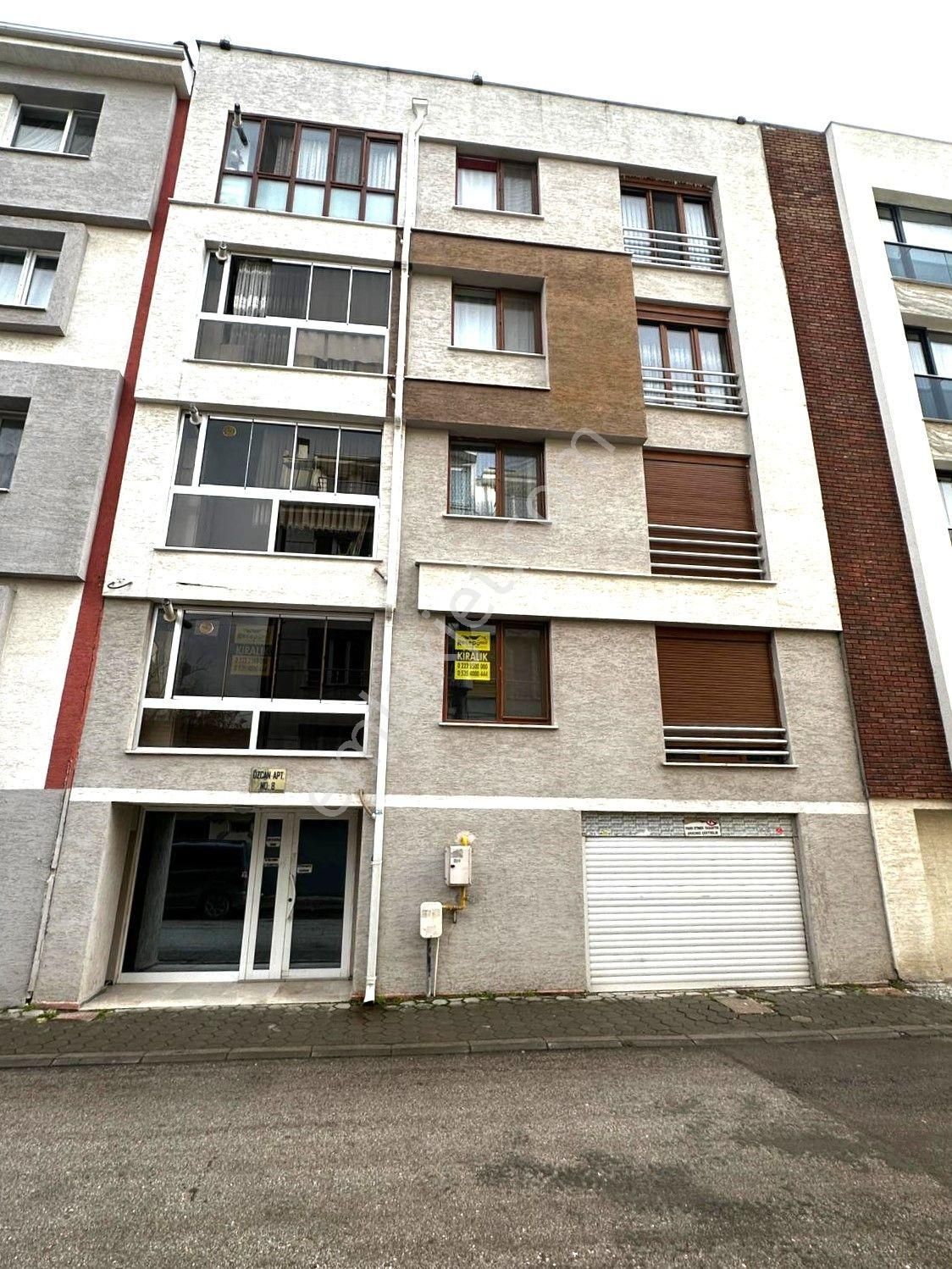 Recep Ümit'ten Şarhöyük Mahallesi Büyük Park Yakınında Kiralık 3+1 Daire - Görsel 35