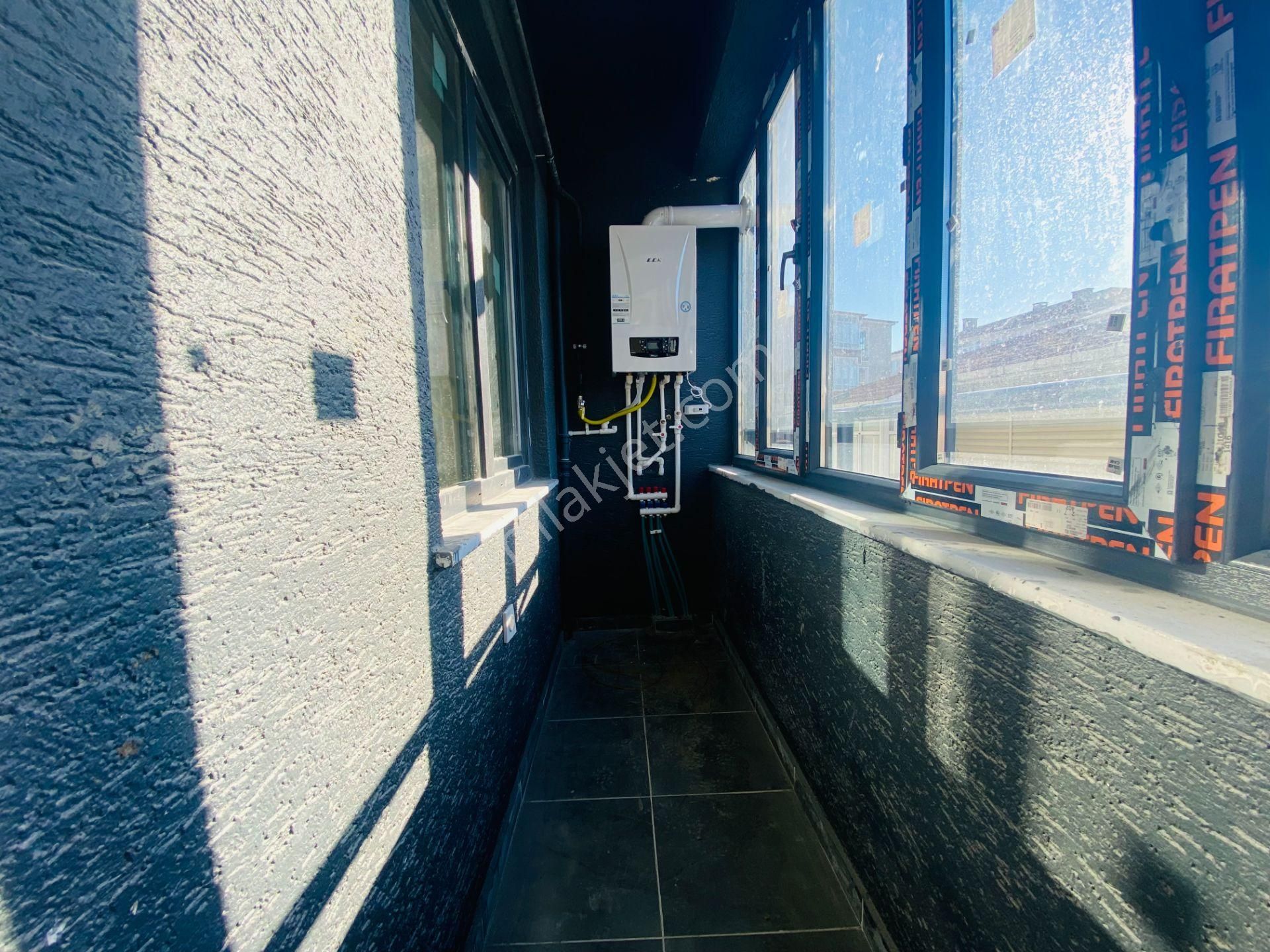 Güven'den Merkezi Konumda Kombili,ankastreli Ara Kat 1+1 Daire - Görsel 13