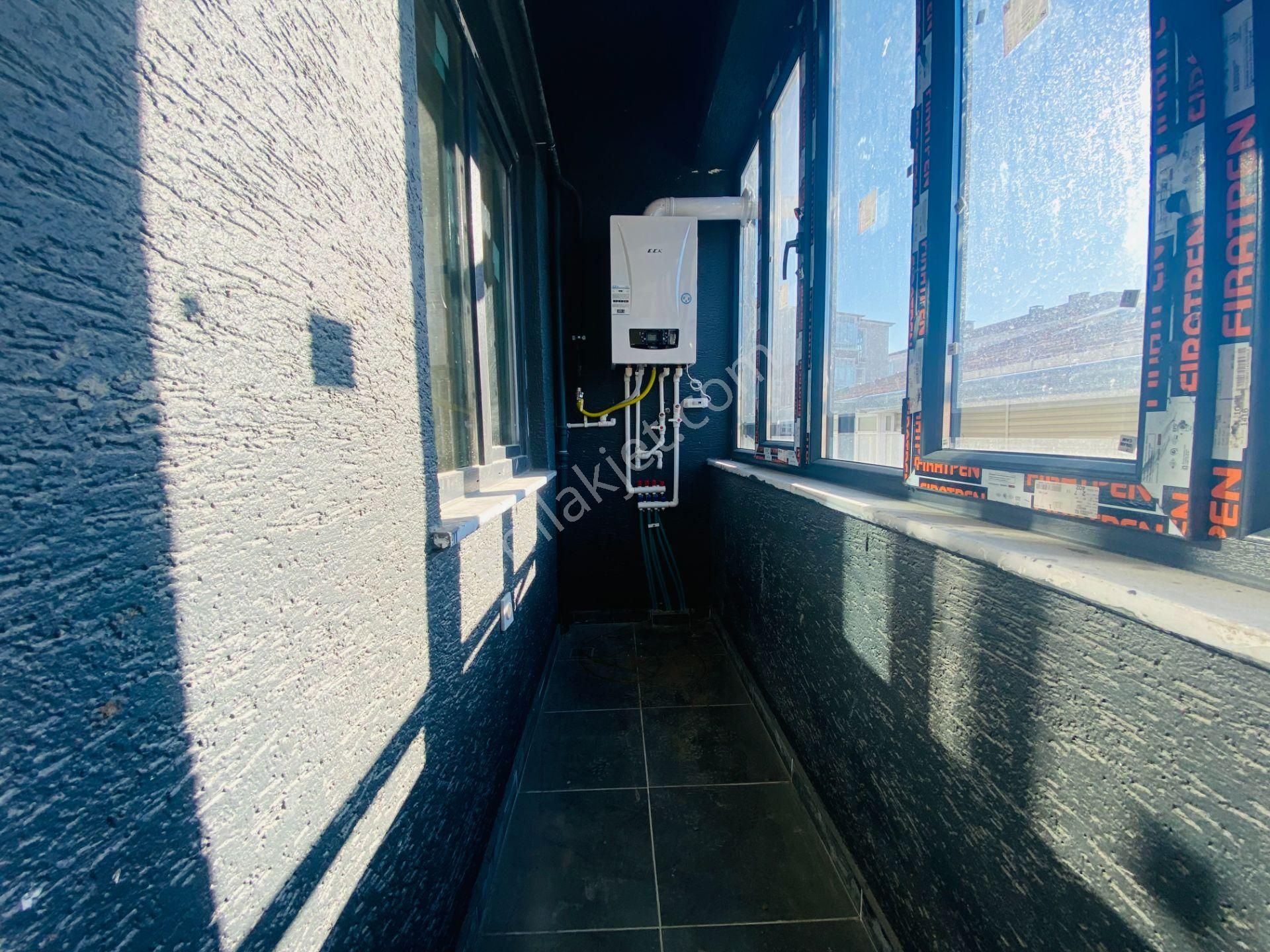 Güven'den Merkezi Konumda Kombili,ankastreli Ara Kat 1+1 Daire - Görsel 11