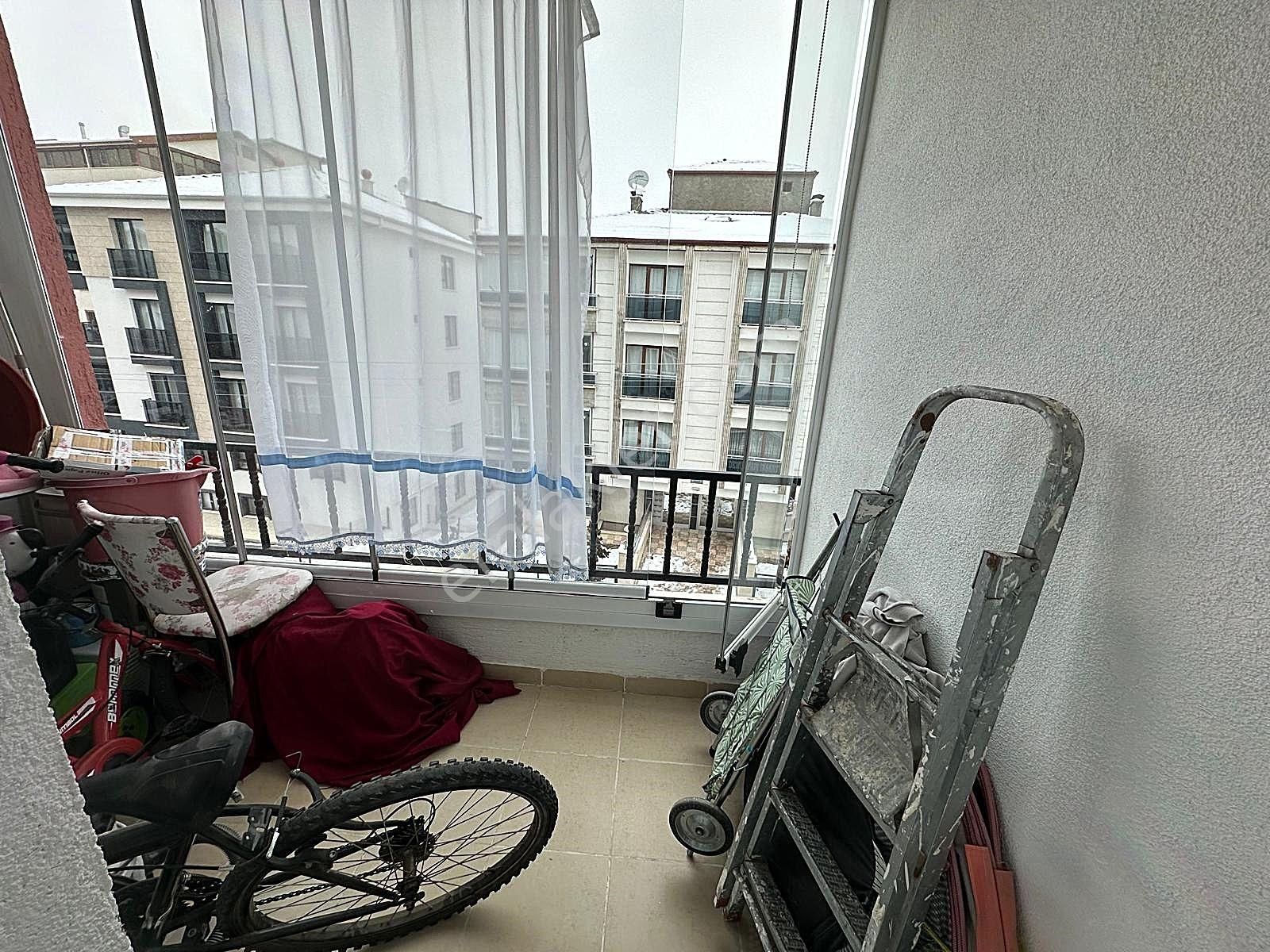 Karakaya'da 3+1 Ara Katta Cadde Yakını Emsalsiz Fırsat Daire - Görsel 29