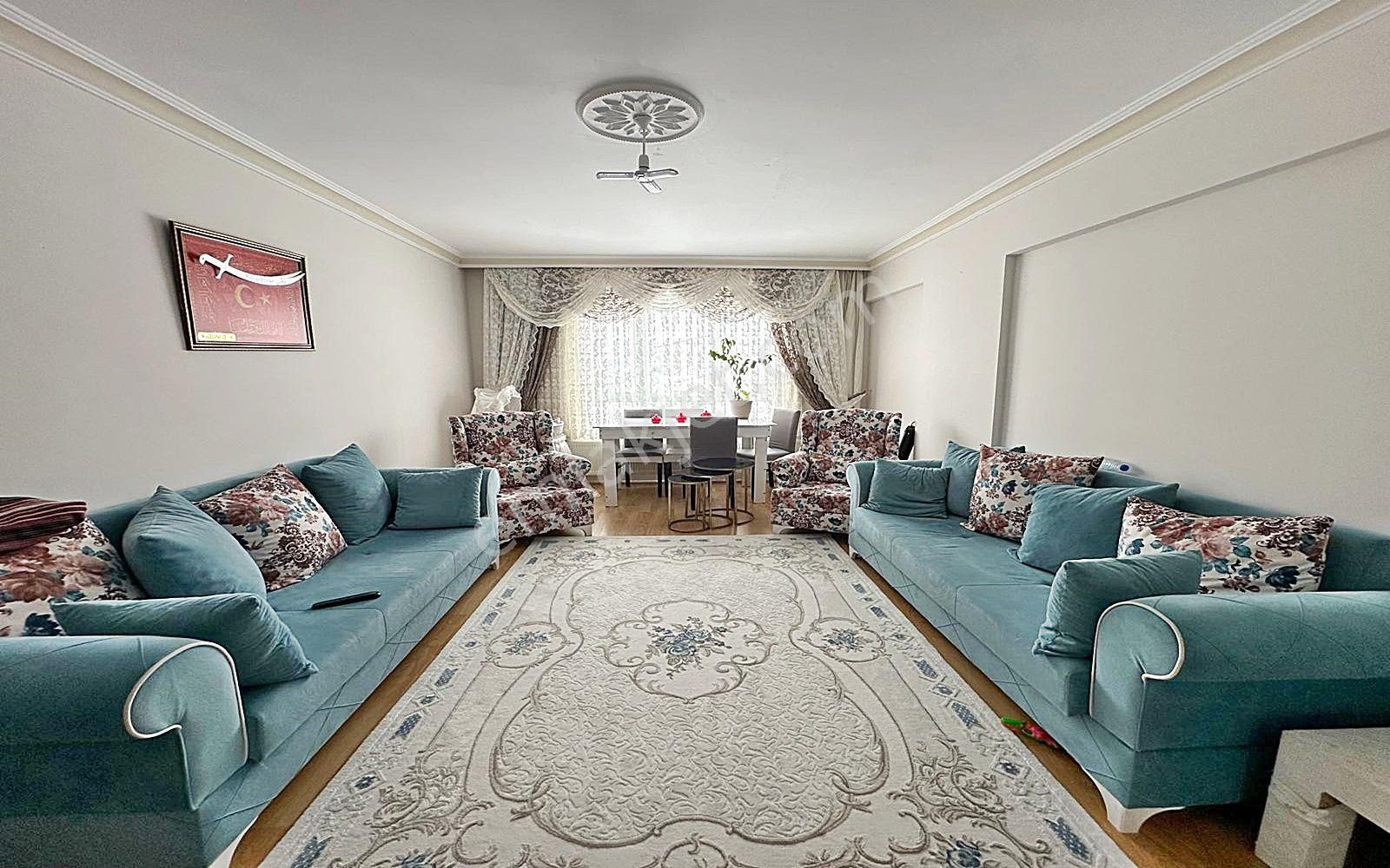 Karakaya'da 3+1 Ara Katta Cadde Yakını Emsalsiz Fırsat Daire